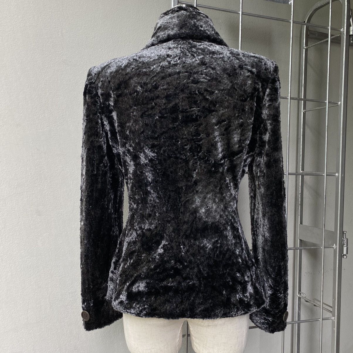 Emporio Armani EMPORIO ARMANI Black Faux Fur Blazer Size XS / US 0-2 / IT 36-38 - 17 Thumbnail