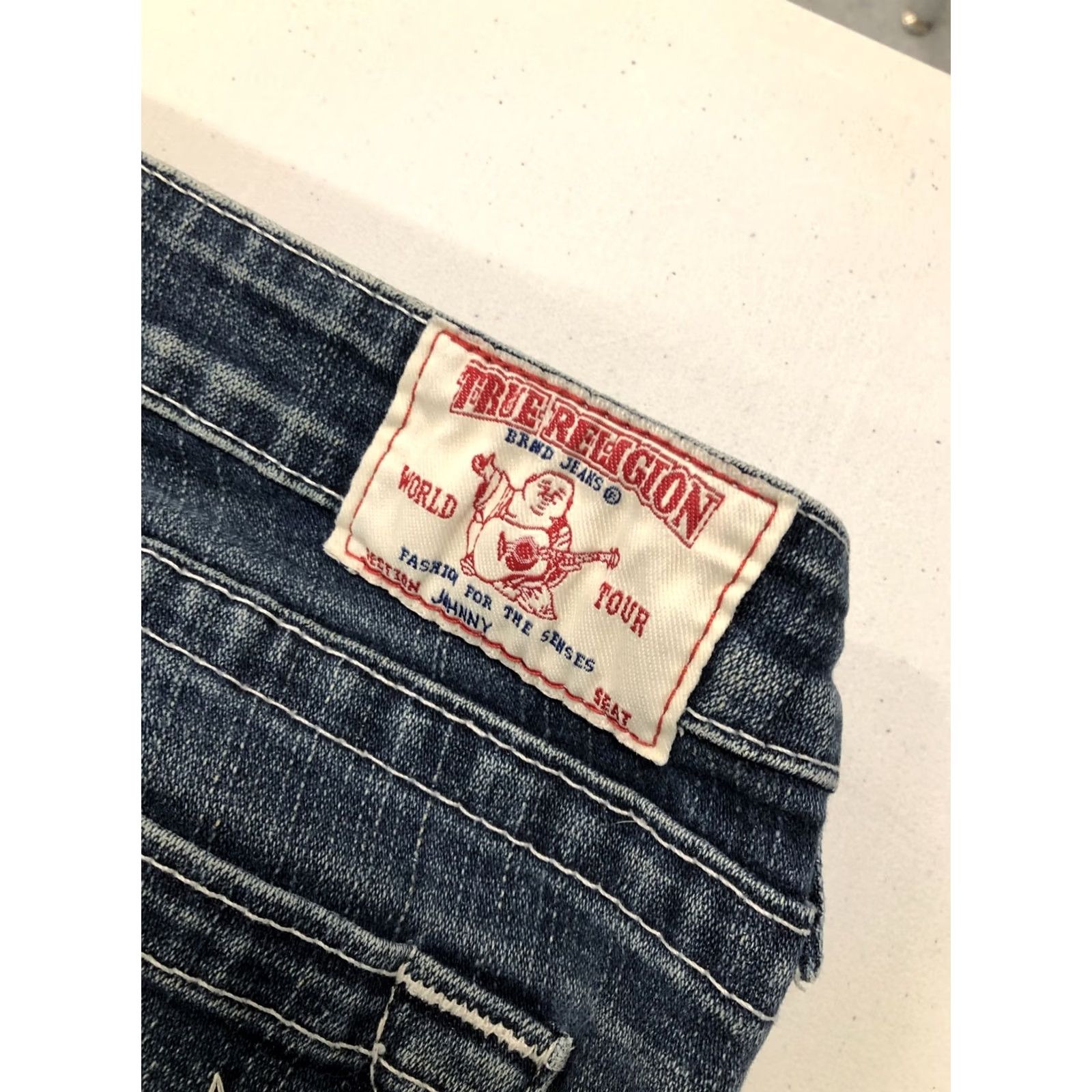 True Religion True Religion Jeans Johnny RN# 112790 CA# 30427 Size 30x29 Stretch Womens Jeans Fashion Blue 5-Pocket Regular Fit World Tour Jeans Size 27" / US 4 / IT 40 - 5 Thumbnail