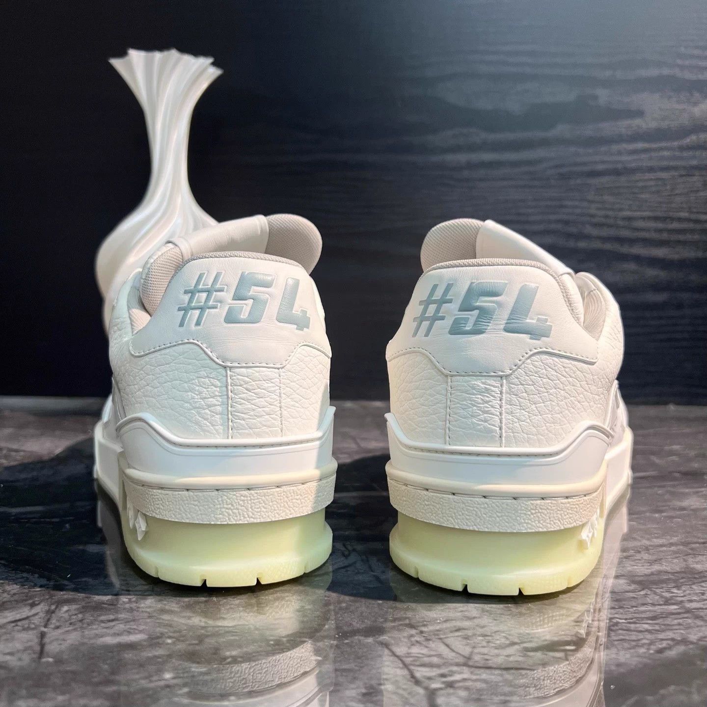 Louis Vuitton LV Trainer White Cement colorblock 36 99 New 4200 Size US 5 / IT 35 - 4 Thumbnail