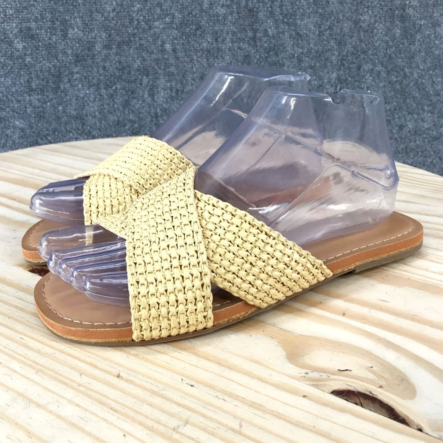 Old Navy Old Navy Sandals Women Cross Band Slide Comfortable Casual Flat Beige Brown Shoes 6 Womens Size US 6 / IT 36 - 3 Thumbnail