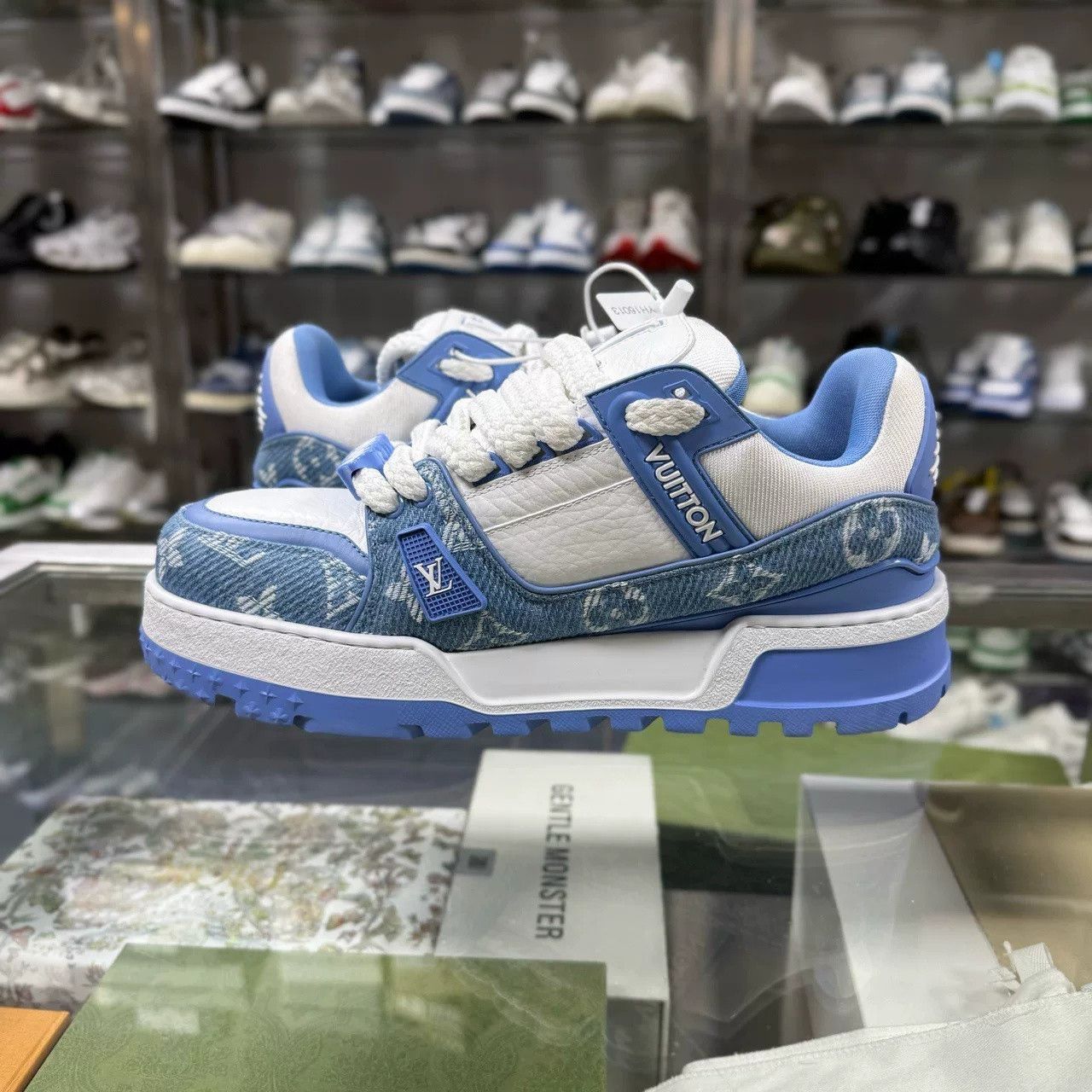 Louis Vuitton LV TRAINER Maxi Sneakers Size US 10 / EU 43 - 5 Thumbnail