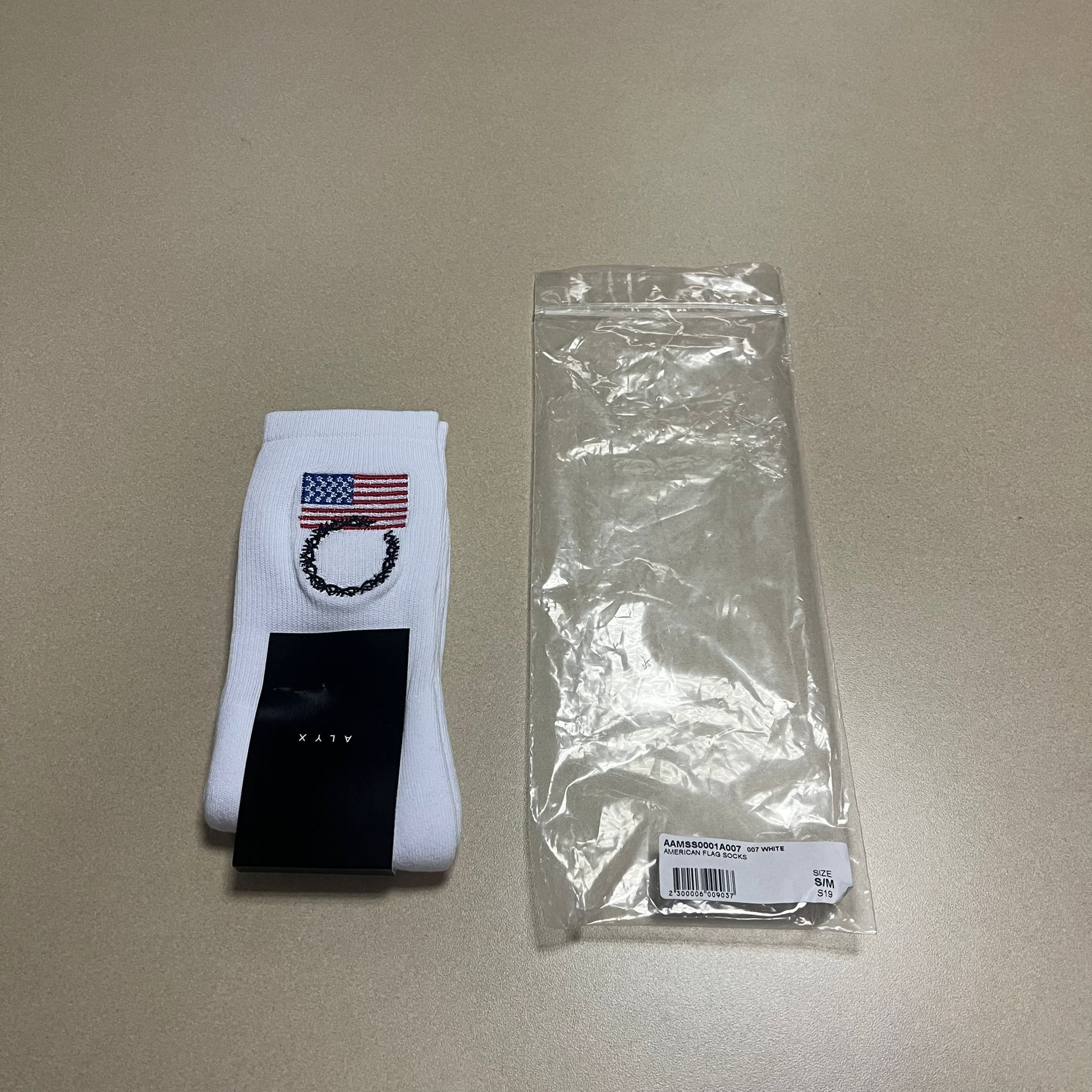 S/M Flag Q.2 / Embroidered Socks in White