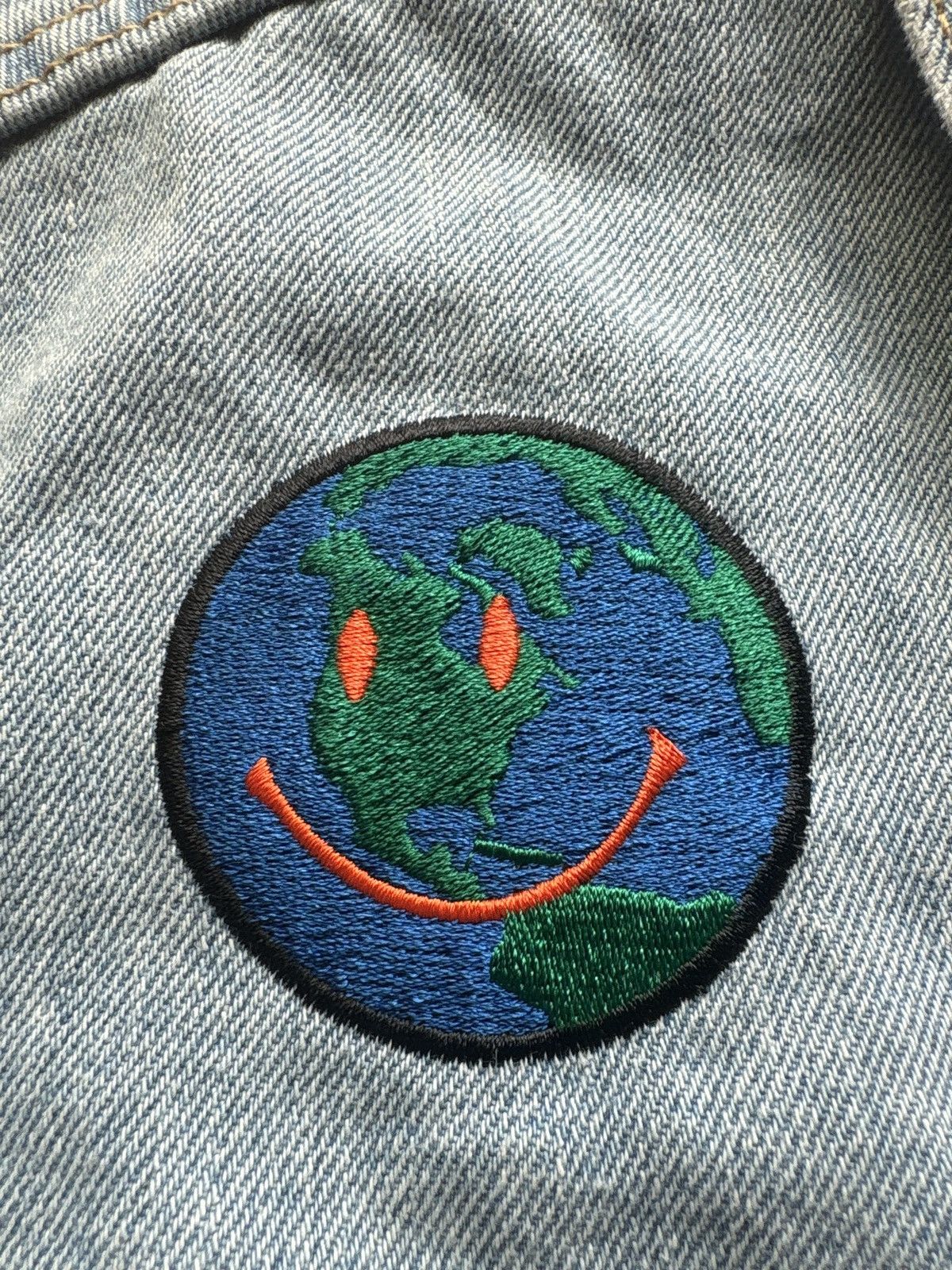 Travis Scott Travis Scott Astroworld Levi’s Denim Jacket Size US M / EU 48-50 / 2 - 10 Thumbnail
