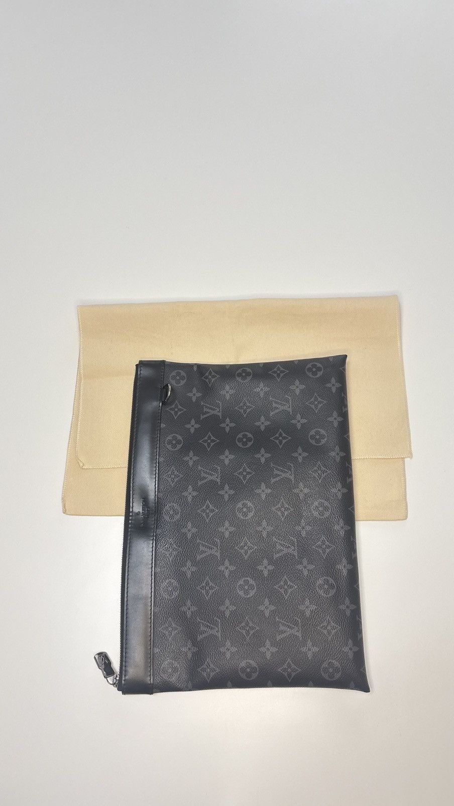 Louis Vuitton Louis Vuitton Pochette Voyage Eclipse Monogram Black Size ONE SIZE - 9 Thumbnail