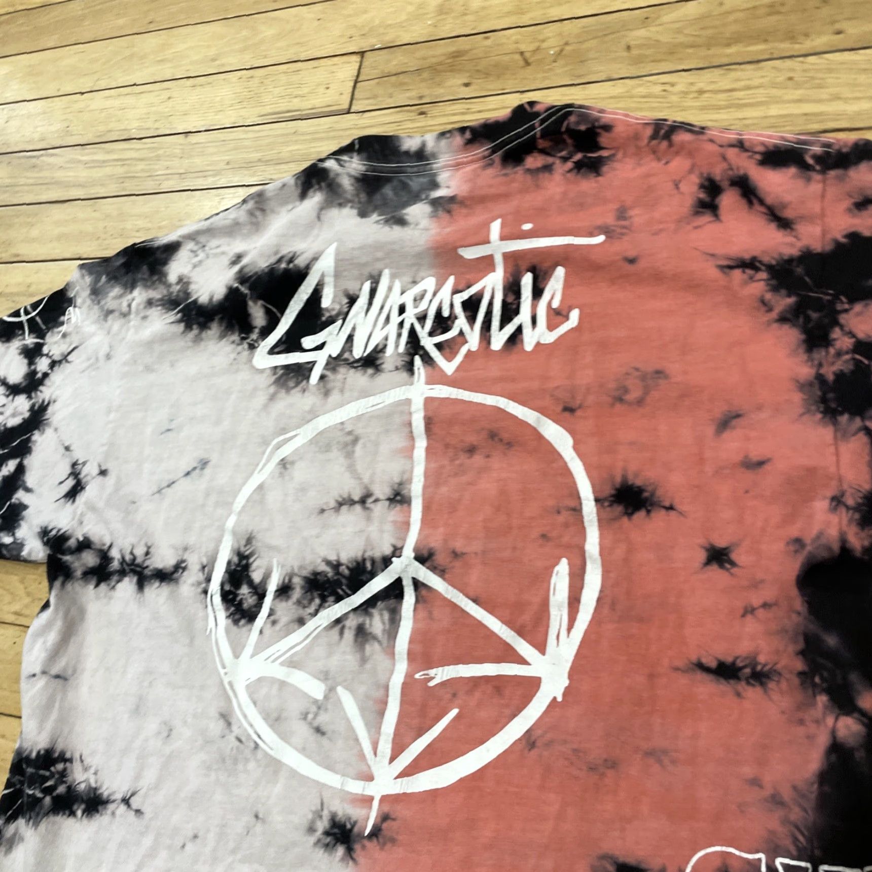 Pinko GNARCOTIC Street Addict Mens L Black Pink Tie Gye Graphic 2side HipHop T-Shirt Shirt Pink Black Logo Crew Neck Short Sleeve Knitرت Size US L / EU 52-54 / 3 - 4 Thumbnail