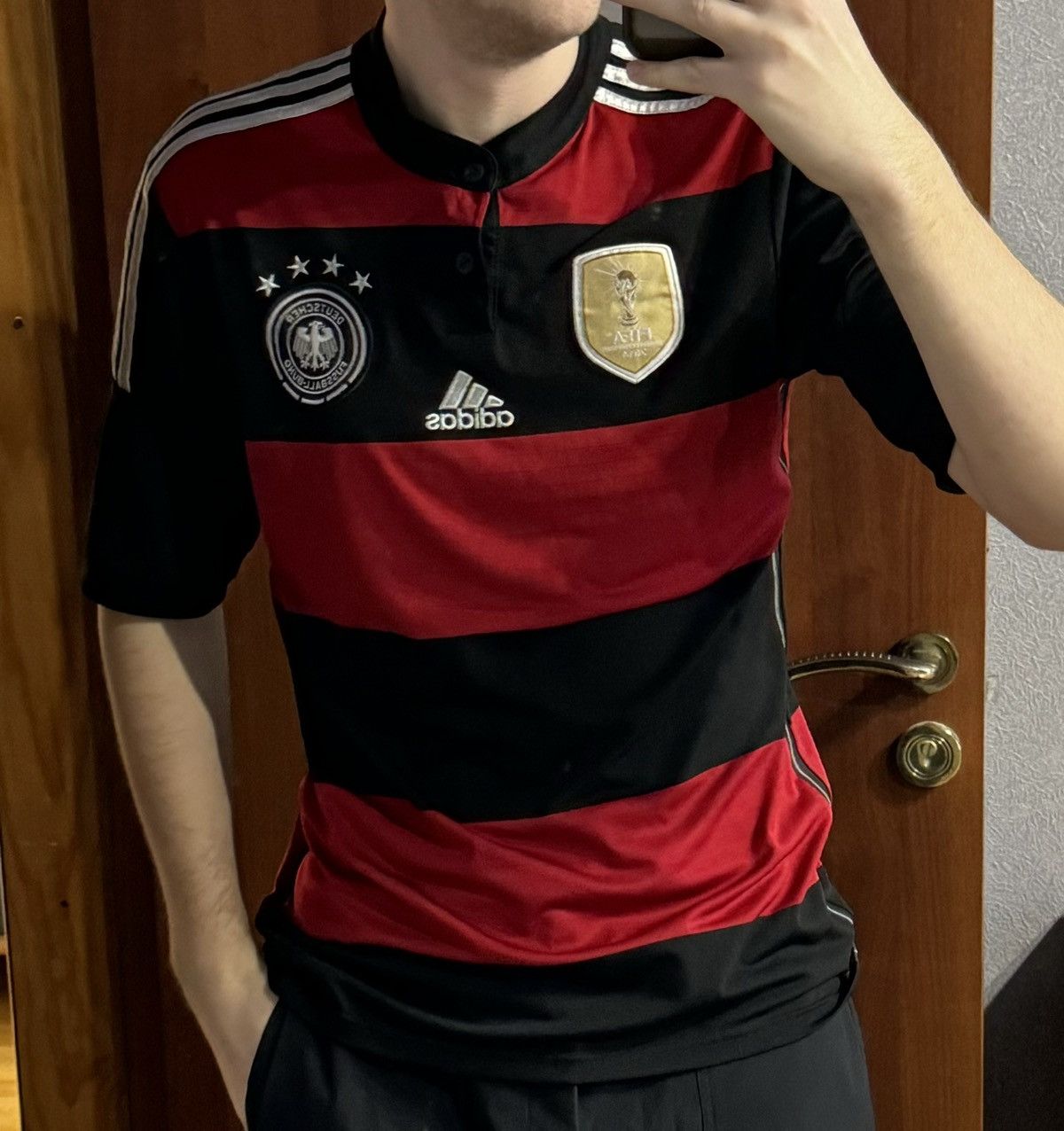 Adidas × Vintage 2013/2014 Germany National Adidas Away Soccer Jersey Size US M / EU 48-50 / 2 - 3 Thumbnail