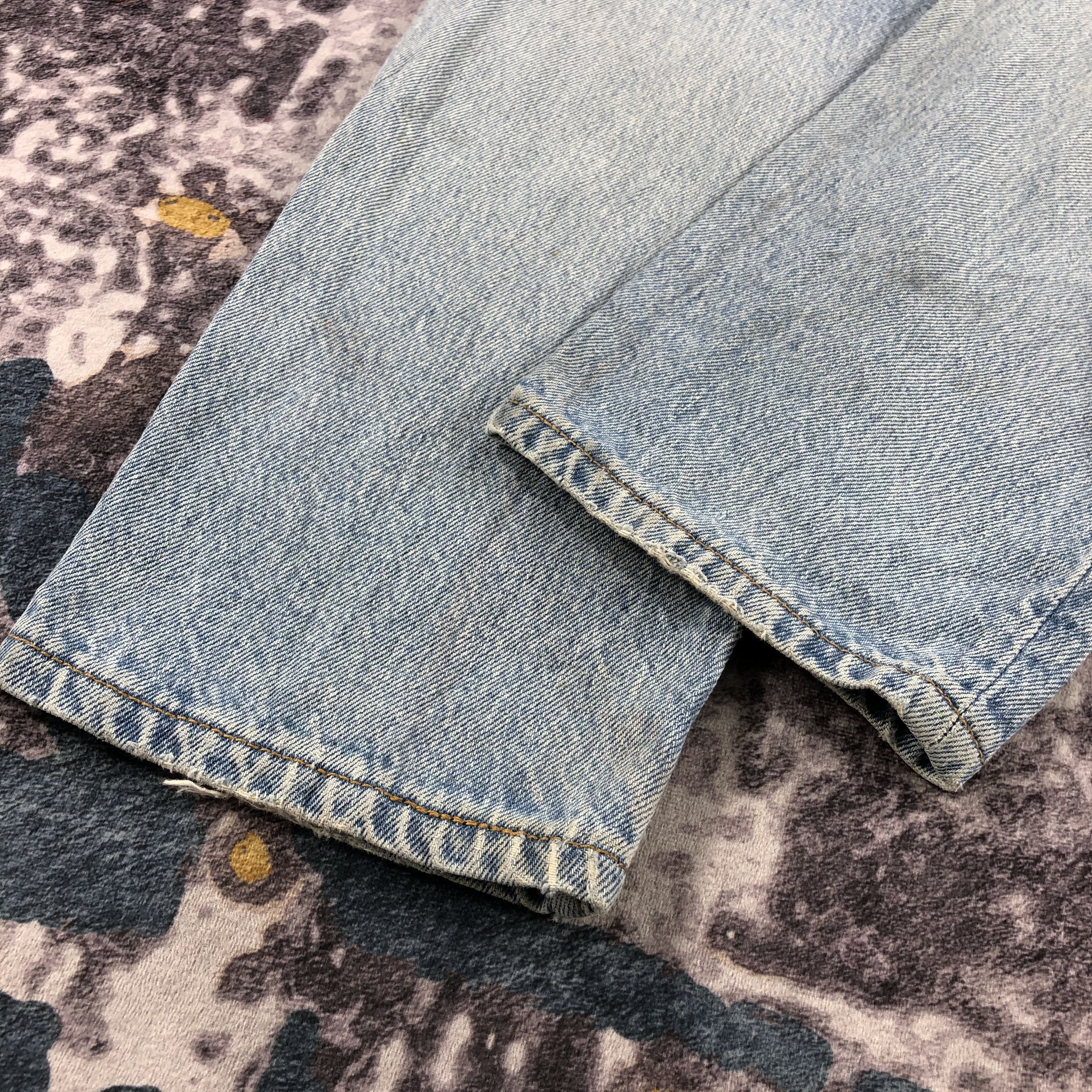 Levi's × Vintage Vintage Light Wash Distress Levis 501 Jeans-JM2234 Size US 30 / EU 46 - 4 Thumbnail