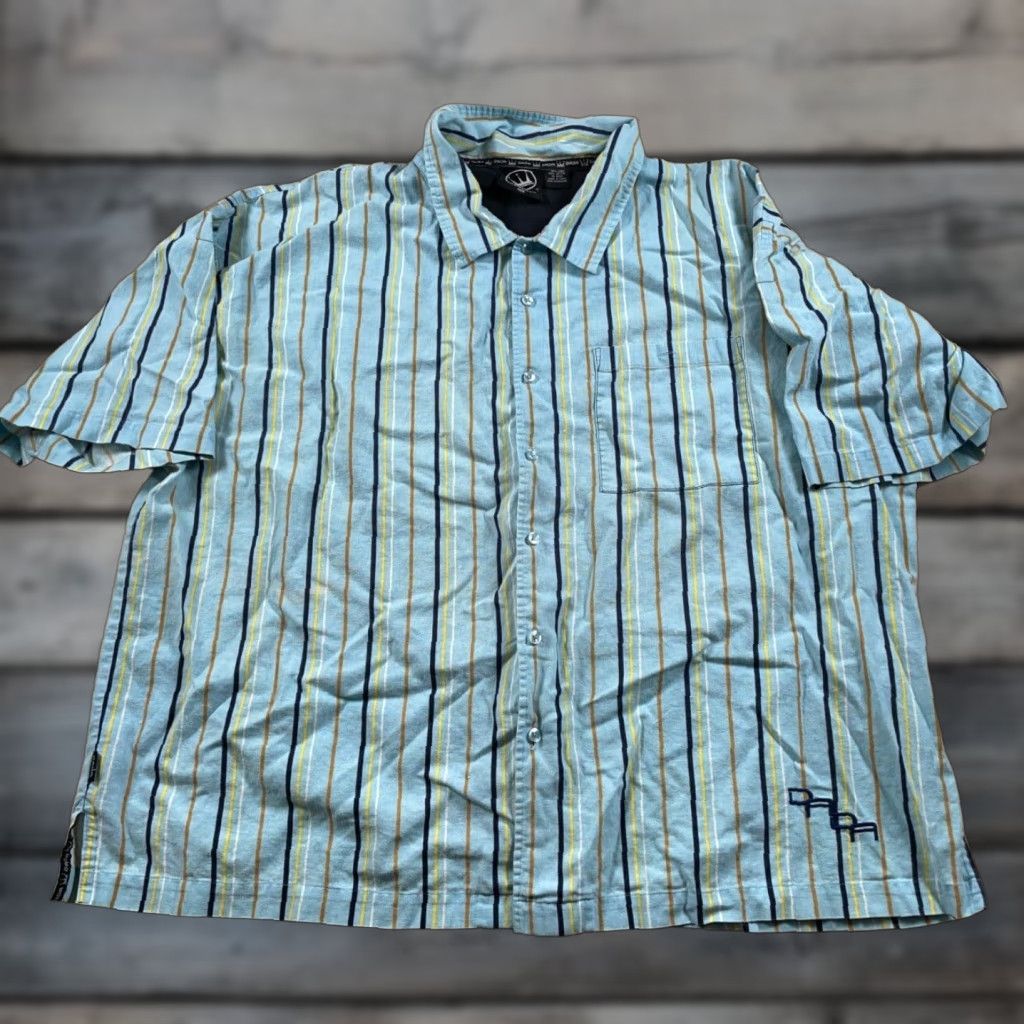 Vintage VINTAGE DADA SHIRT Striped Short Sleeve Men 3XL Light Blue Linen-Cotton Damani Dada Tag Hip Hop Retro Style 90s Mens Size US XXL / EU 58 / 5 - 1 Thumbnail