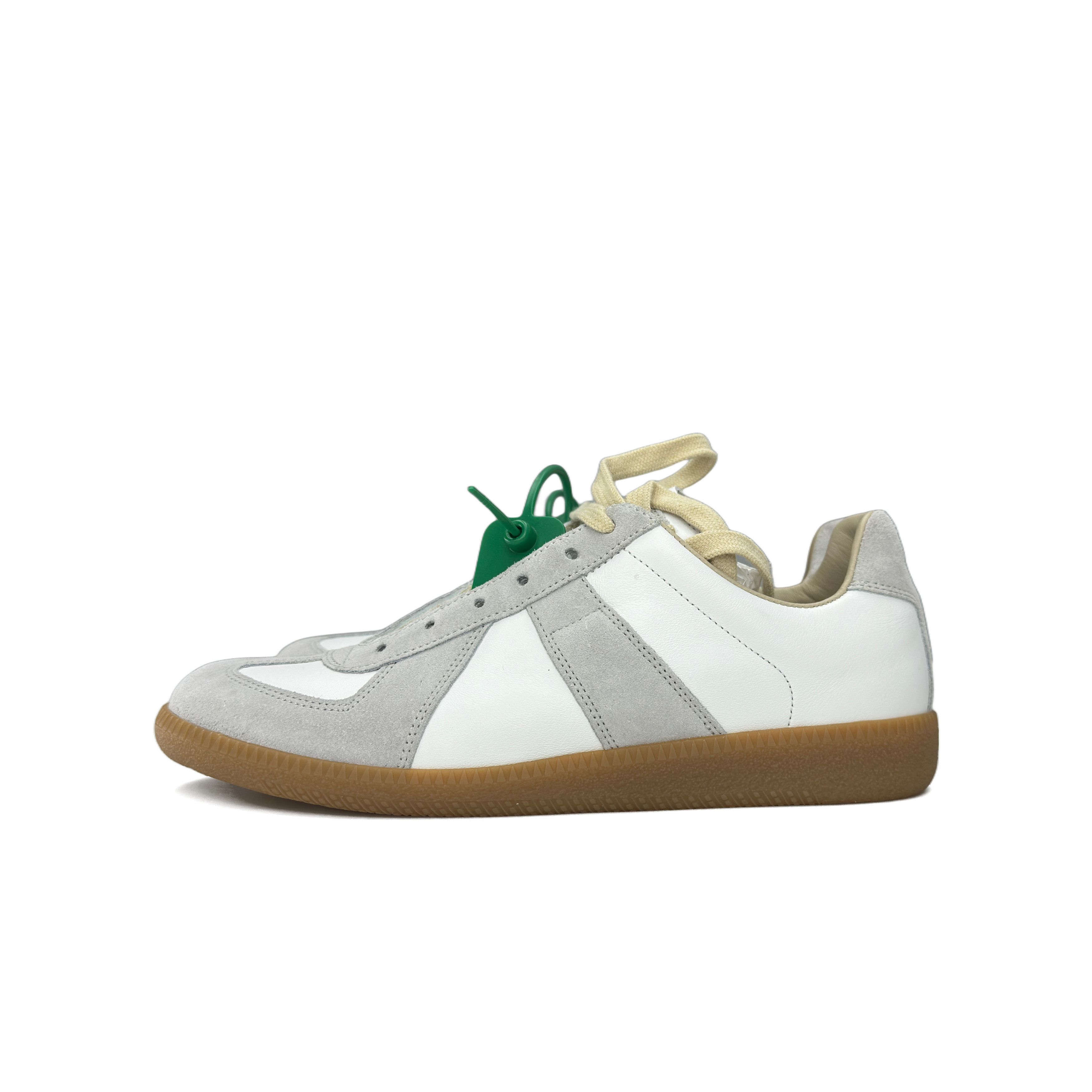 Maison Margiela Maison Margiela Replica Low-Top Sneakers Size 37.5 Size US 7.5 / IT 37.5 - 1 Thumbnail