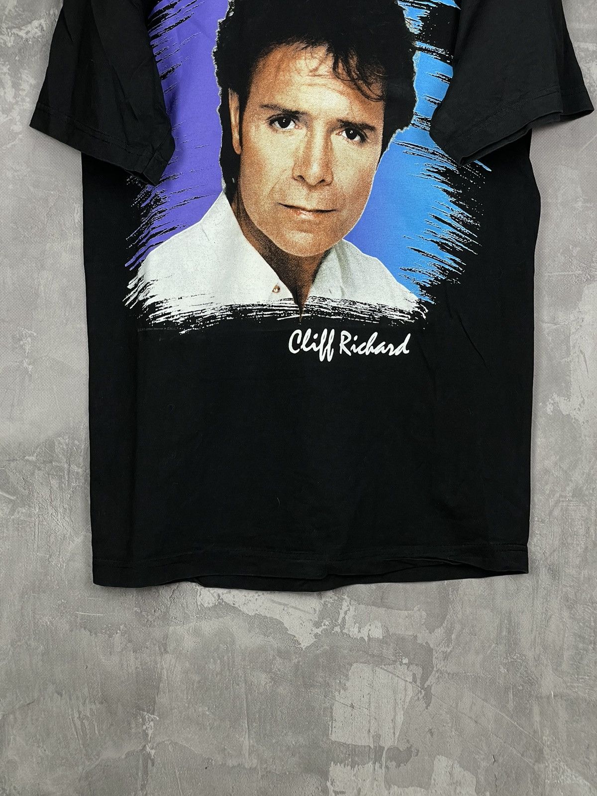 Band Tees × Vintage Cliff Richard Access All Areas Tour TShirt 90s Pop Rock Roll Size US M / EU 48-50 / 2 - 6 Thumbnail