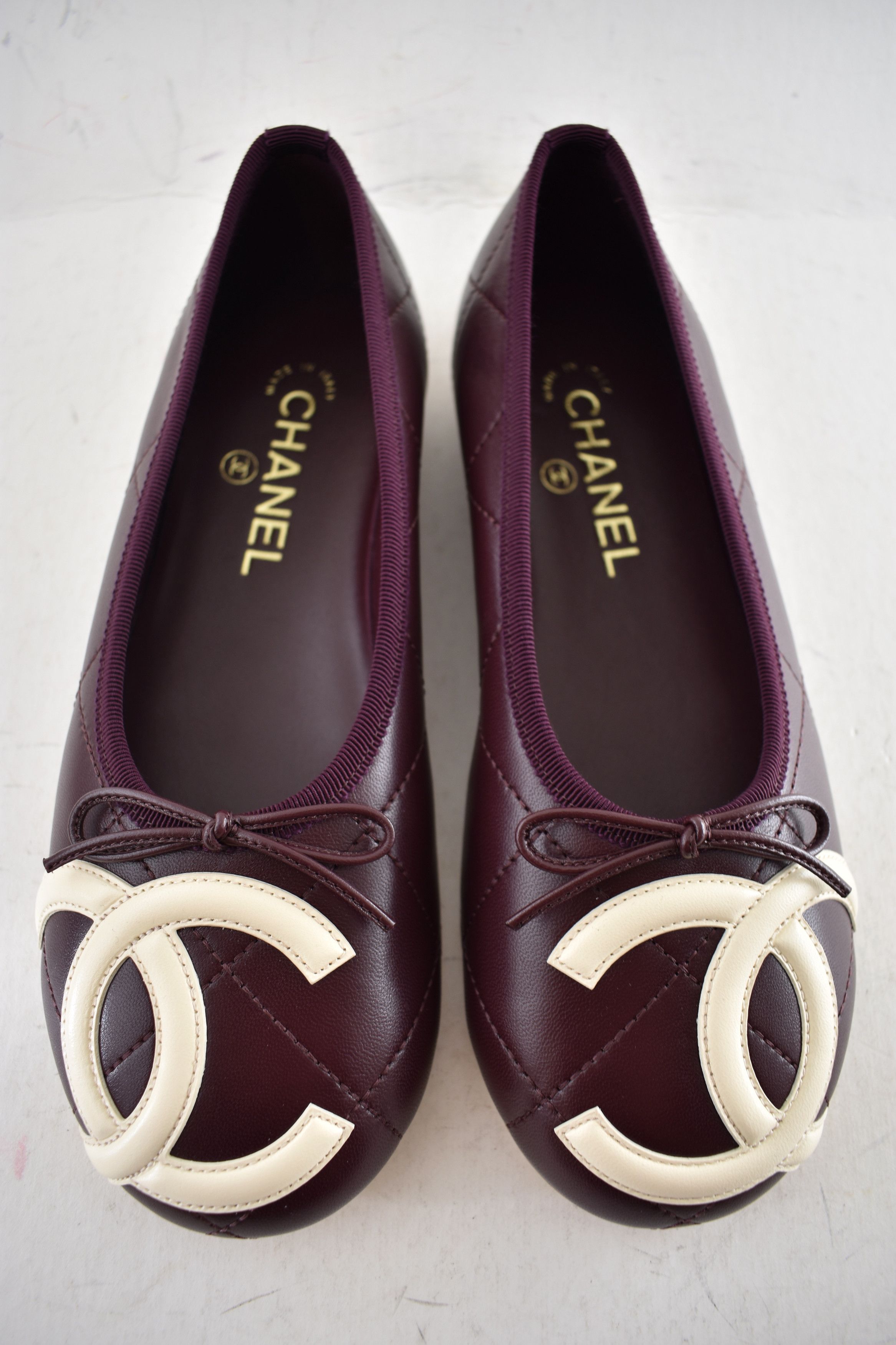 Chanel 26M Coco Beach Cambon Burgundy CC Ballet Ballerina Flat 37.5 Size US 7.5 / IT 37.5 - 15 Thumbnail