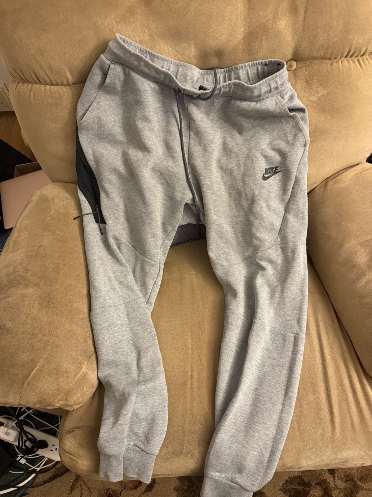 Nike Nike Tech Fleece Joggers (Gray M) Size US 32 / EU 48 - 1 Thumbnail