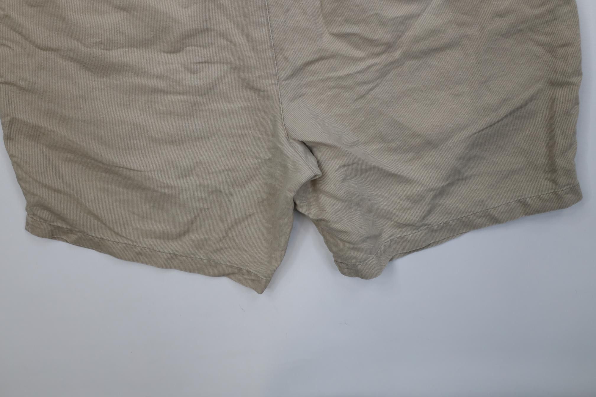 Vintage Vintage 90s Streetwear Above Knee Knit Chino Shorts Beige Size US 34 / EU 50 - 14 Thumbnail