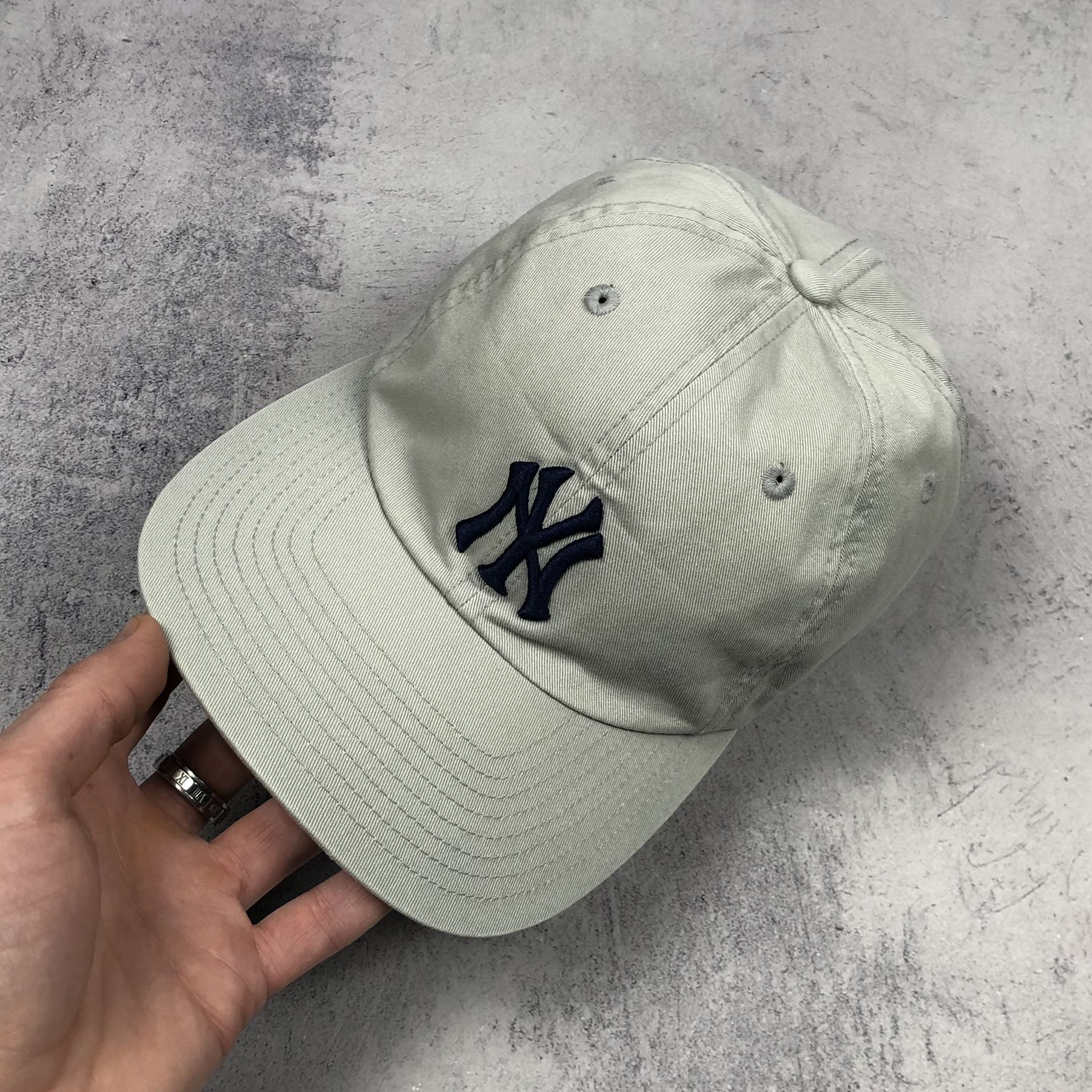 New York Yankees Vintage 2000 MLB New York Yankees Adidas Cap Size ONE SIZE - 3 Thumbnail