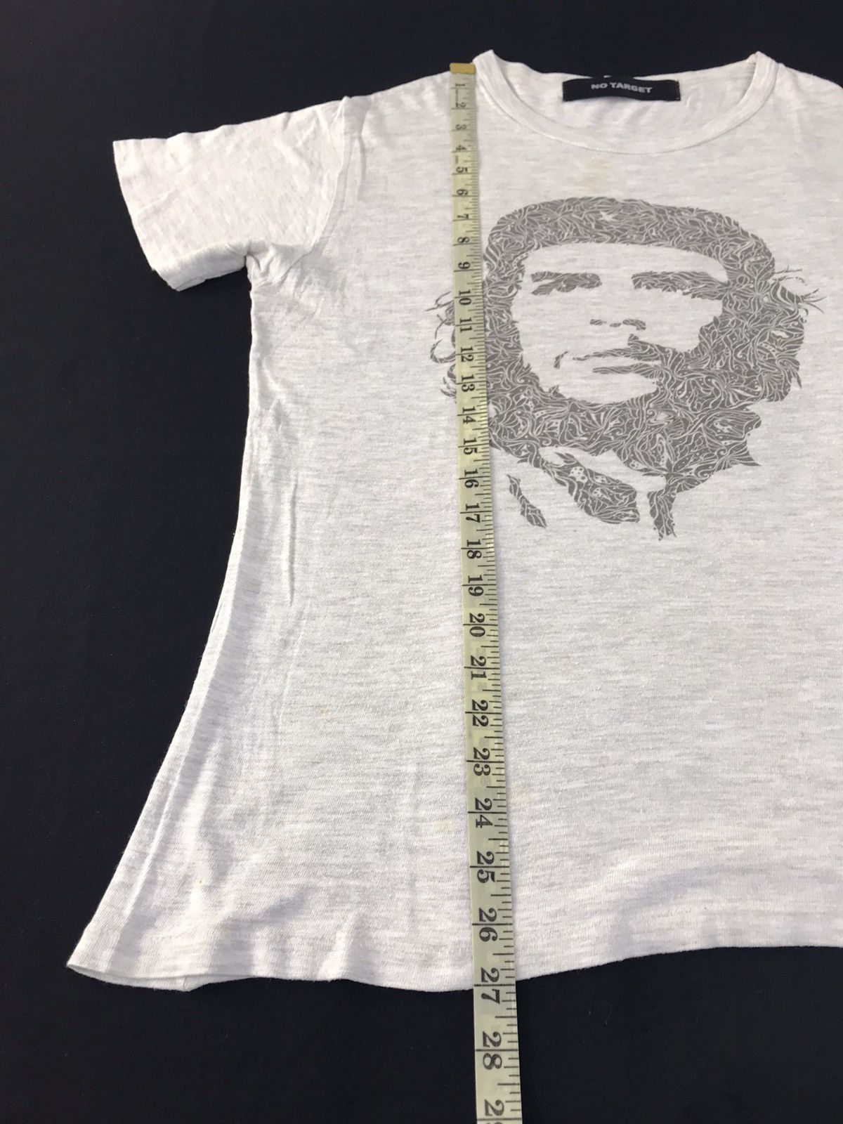 Vintage 90s No Target Che Gueverra Big Face Logo Crewneck Tee Size US L / EU 52-54 / 3 - 9 Thumbnail