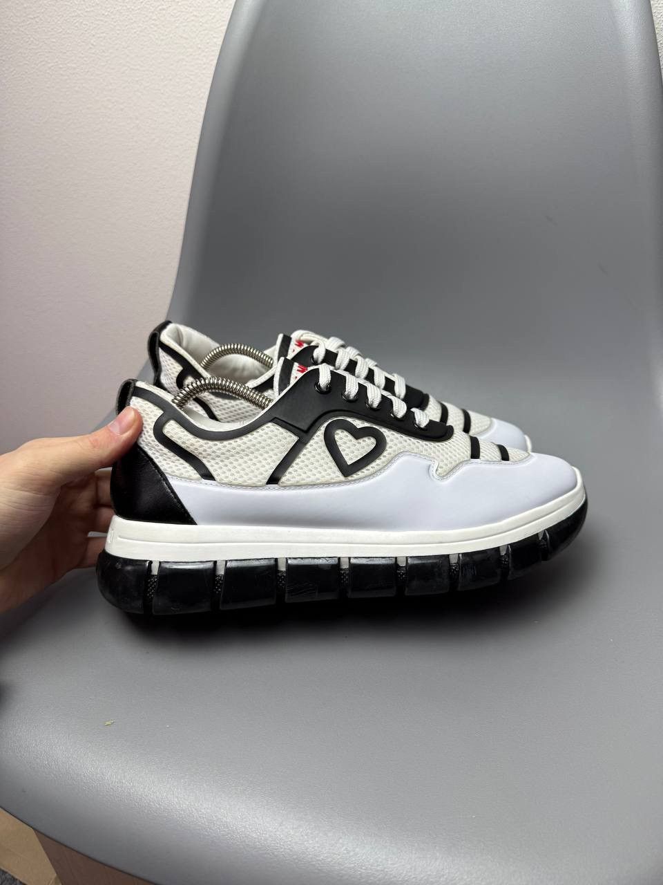 Love Moschino Vintage love Moschino sneakers Size US 8 / IT 38 - 2 Thumbnail