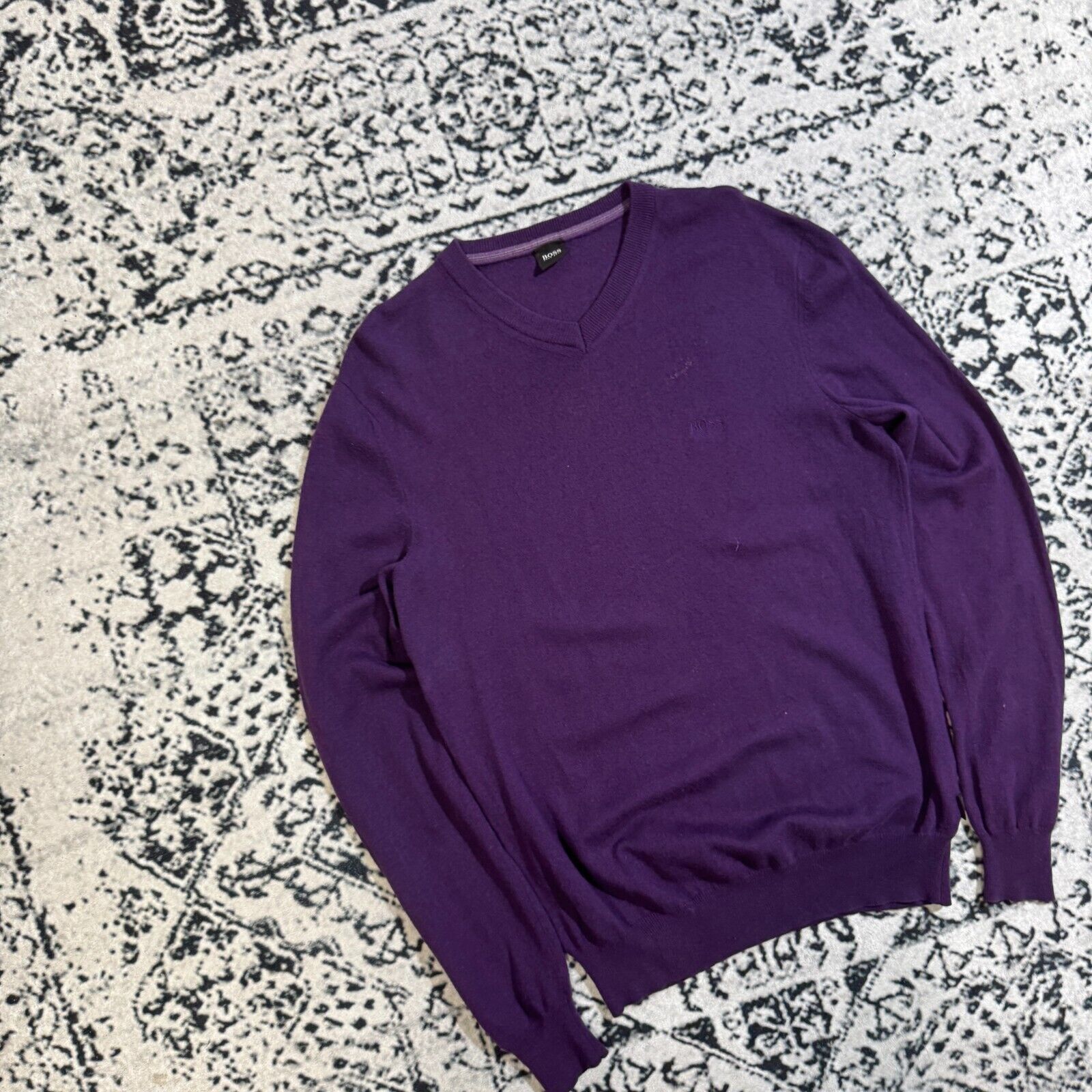 Hugo Boss × Vintage Hugo Boss Vintage Purple Wool Sweater Size M V-Neck Y2K 90s Size US M / EU 48-50 / 2 - 4 Thumbnail
