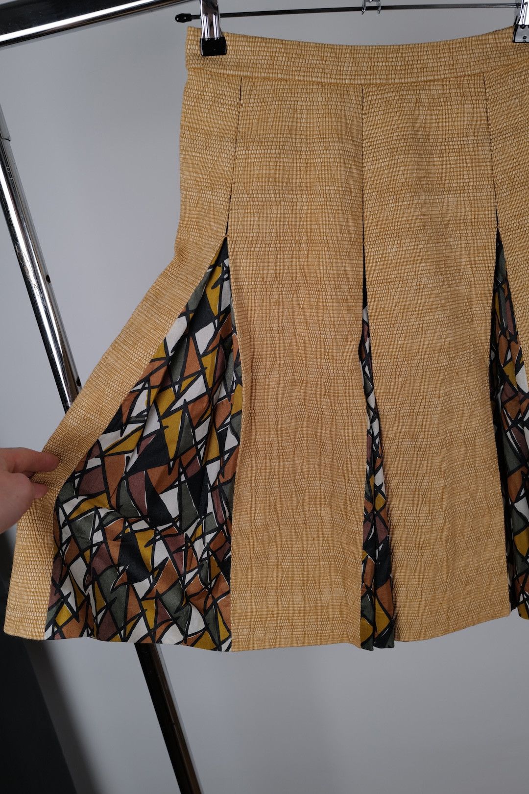 Yves Saint Laurent Yves Saint Laurent Ysl Stretchable Skirt Size 30" / US 8 / IT 44 - 4 Thumbnail