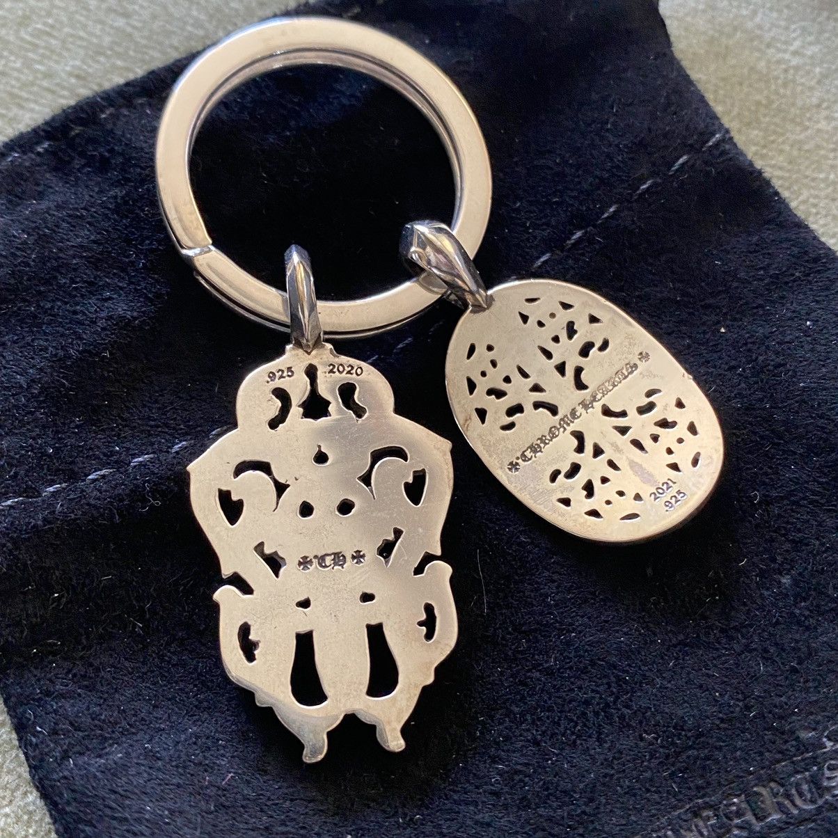 Chrome Hearts Chrome Hearts Oval and Vine Pendant Keychain/Bag Charm Size ONE SIZE - 6 Thumbnail