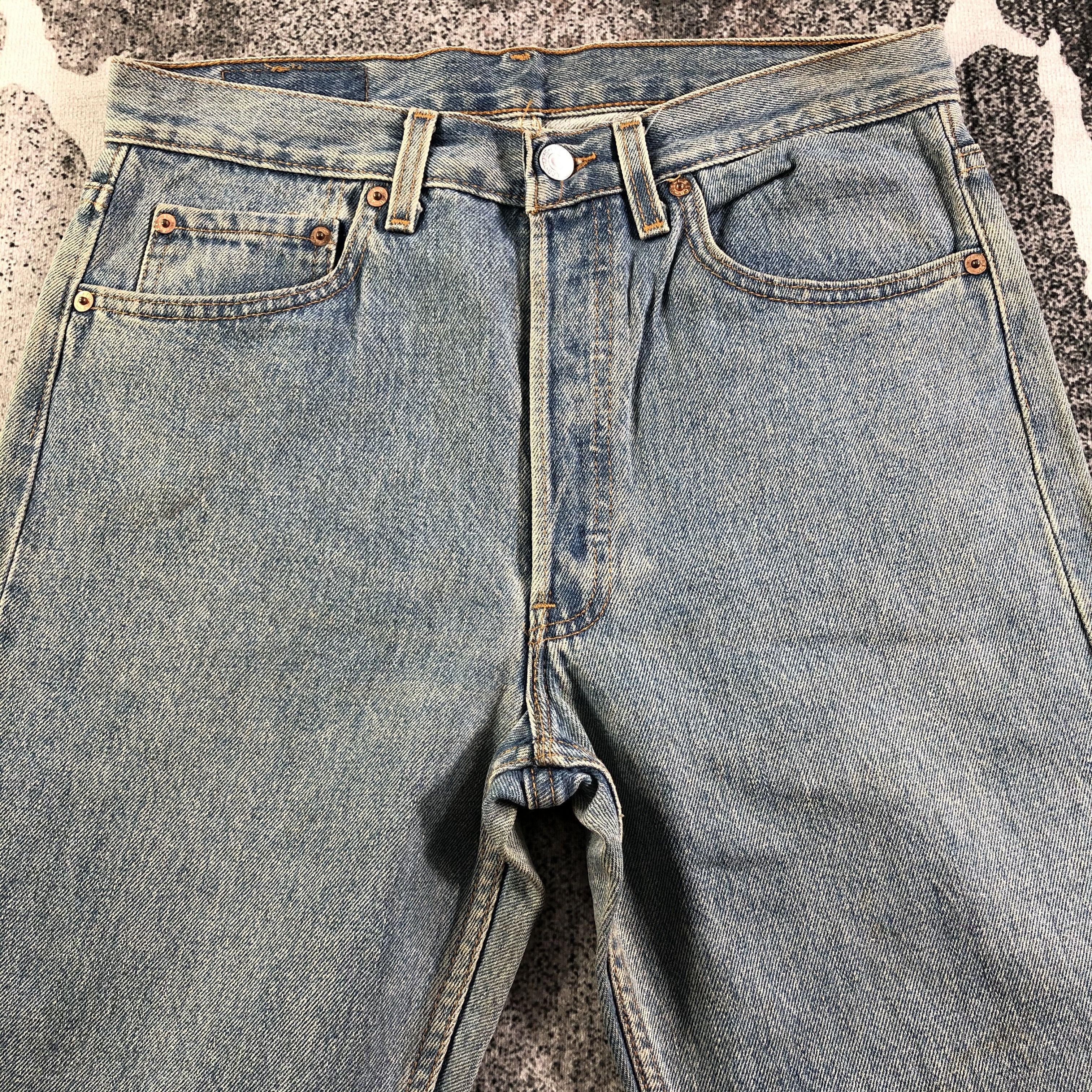 Levi's Vintage 90s Levis Jeans Medium Wash Denim KJ2902 Size US 31 - 3 Thumbnail