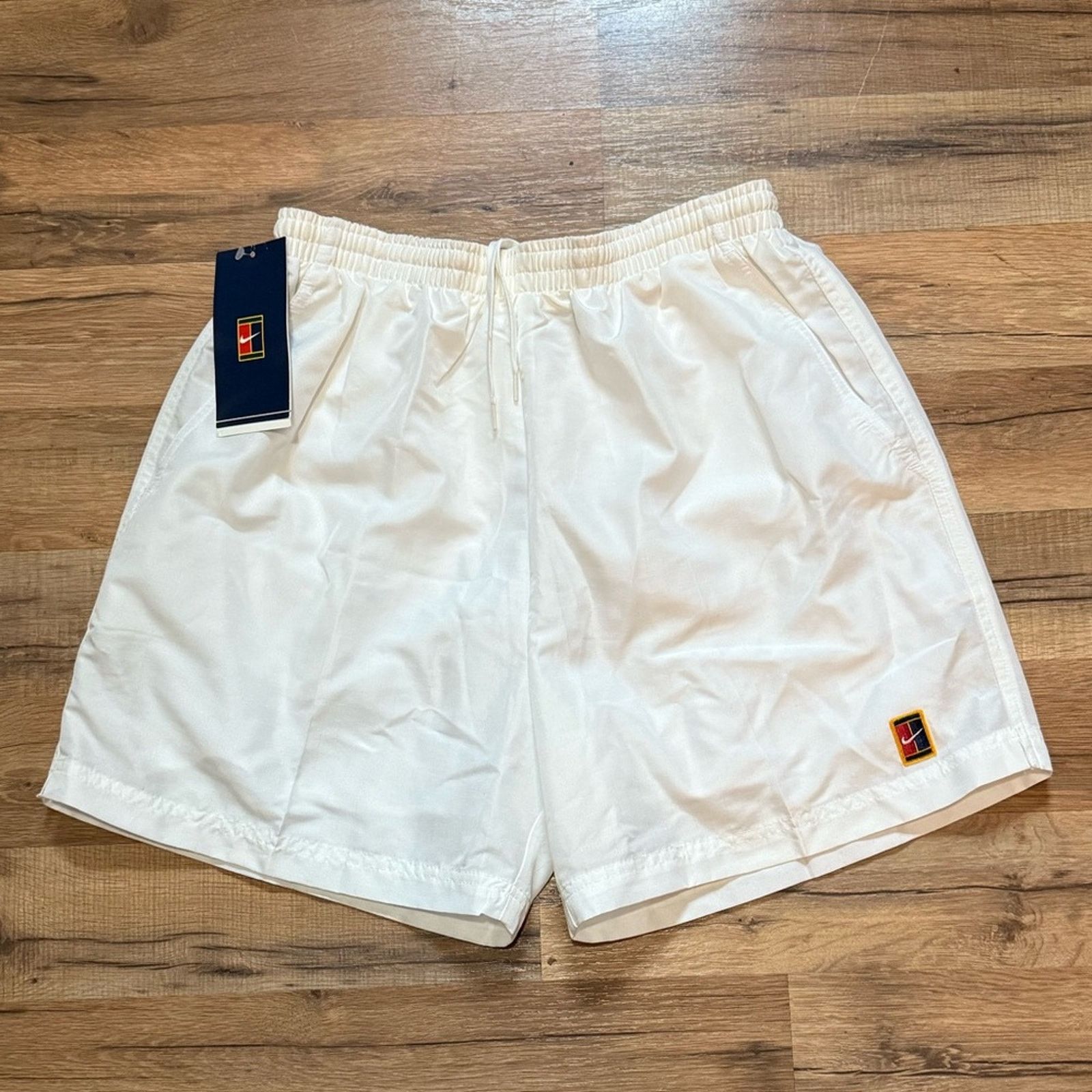 Nike 90s Nike Tennis Court Advantage Shorts Size US 28 / EU 44 - 1 Thumbnail