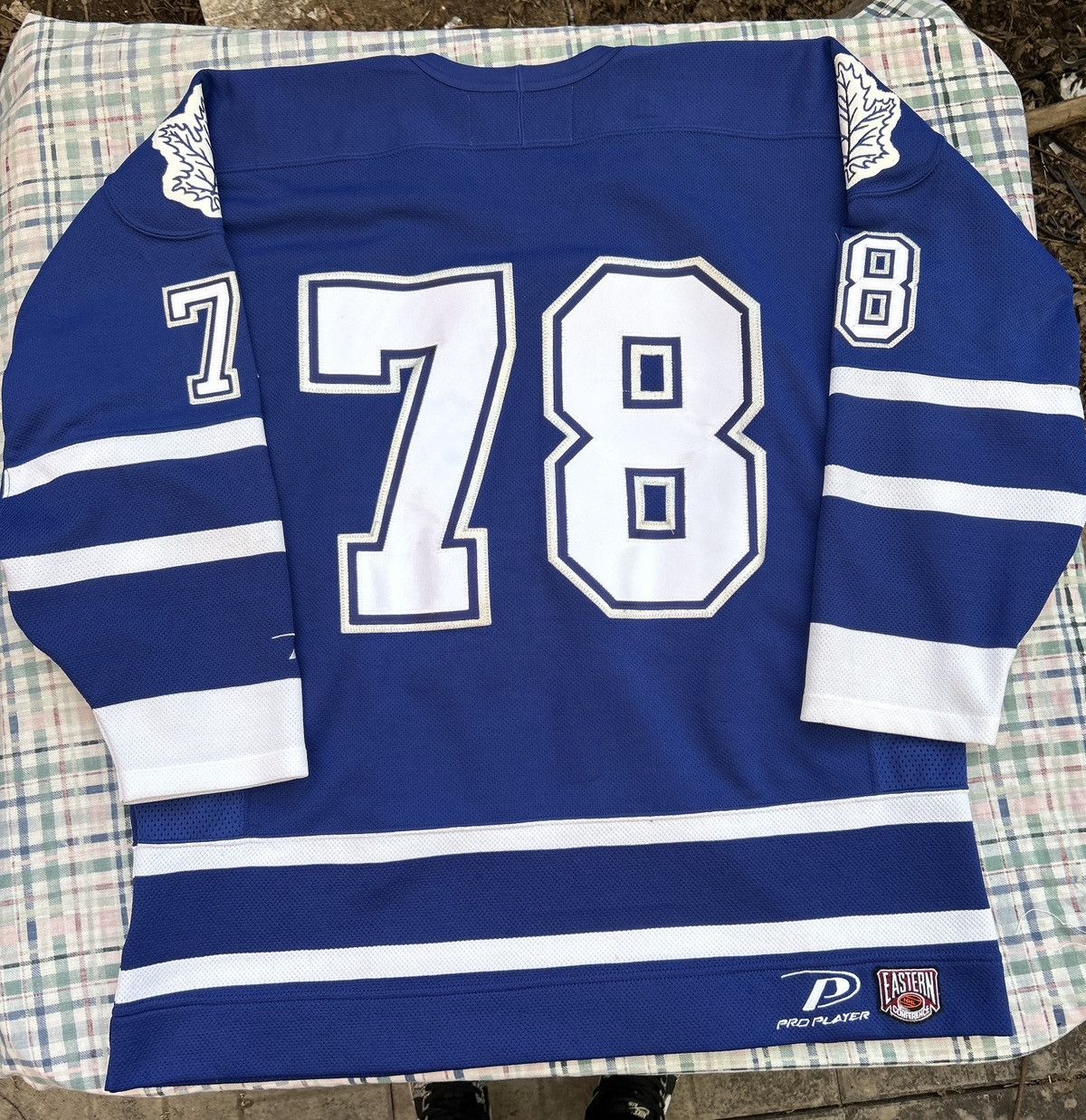 NHL × Pro Player Pro Player Toronto Maple Leafs NHL Jersey Size US XL / EU 56 / 4 - 4 Thumbnail