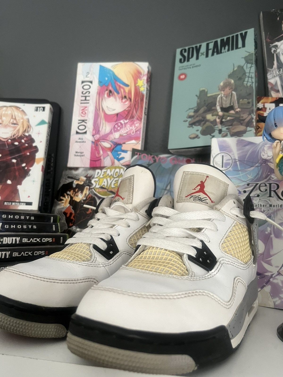 Jordan Brand × Nike Cement Jordan 4’s Size US 5 / EU 37 - 4 Thumbnail