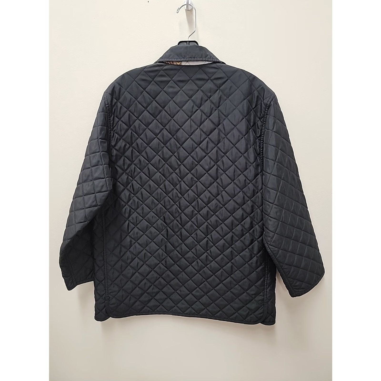 Salvatore Ferragamo VINTAGE Salvatore Ferragamo Lightweight Quilted Jacket Womens L Black Quilted Jacket Womens L Size L / US 10 / IT 46 - 3 Thumbnail