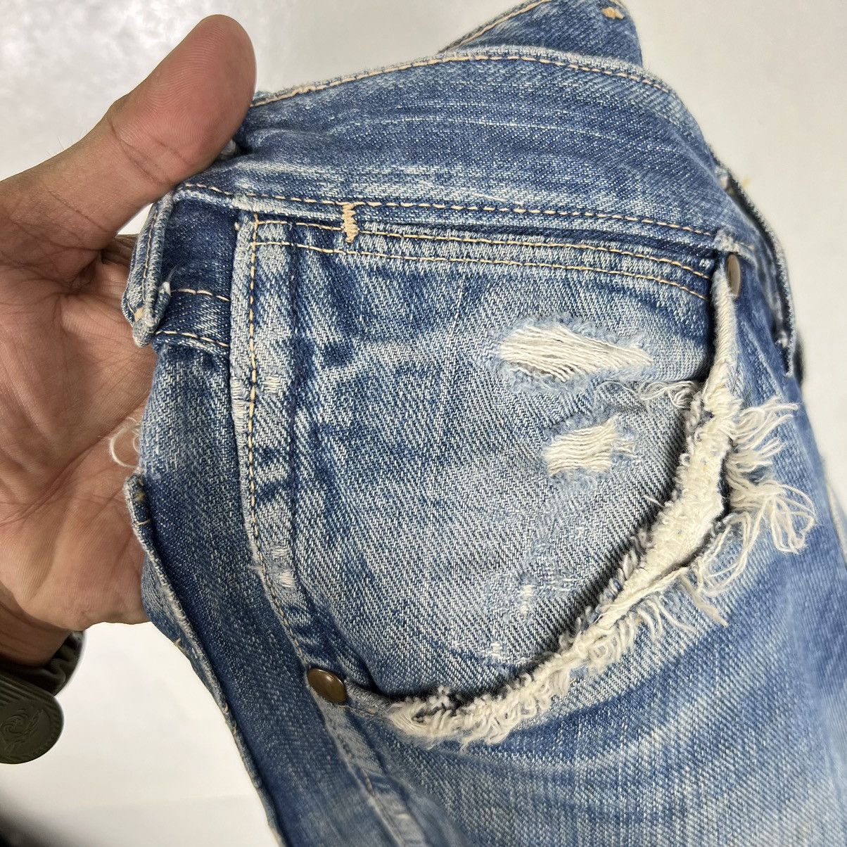 Vintage 🔥 1960s VINTAGE WRANGLER BLUE BELL DYED DISTRESSED DENIM Size US 31 - 18 Thumbnail