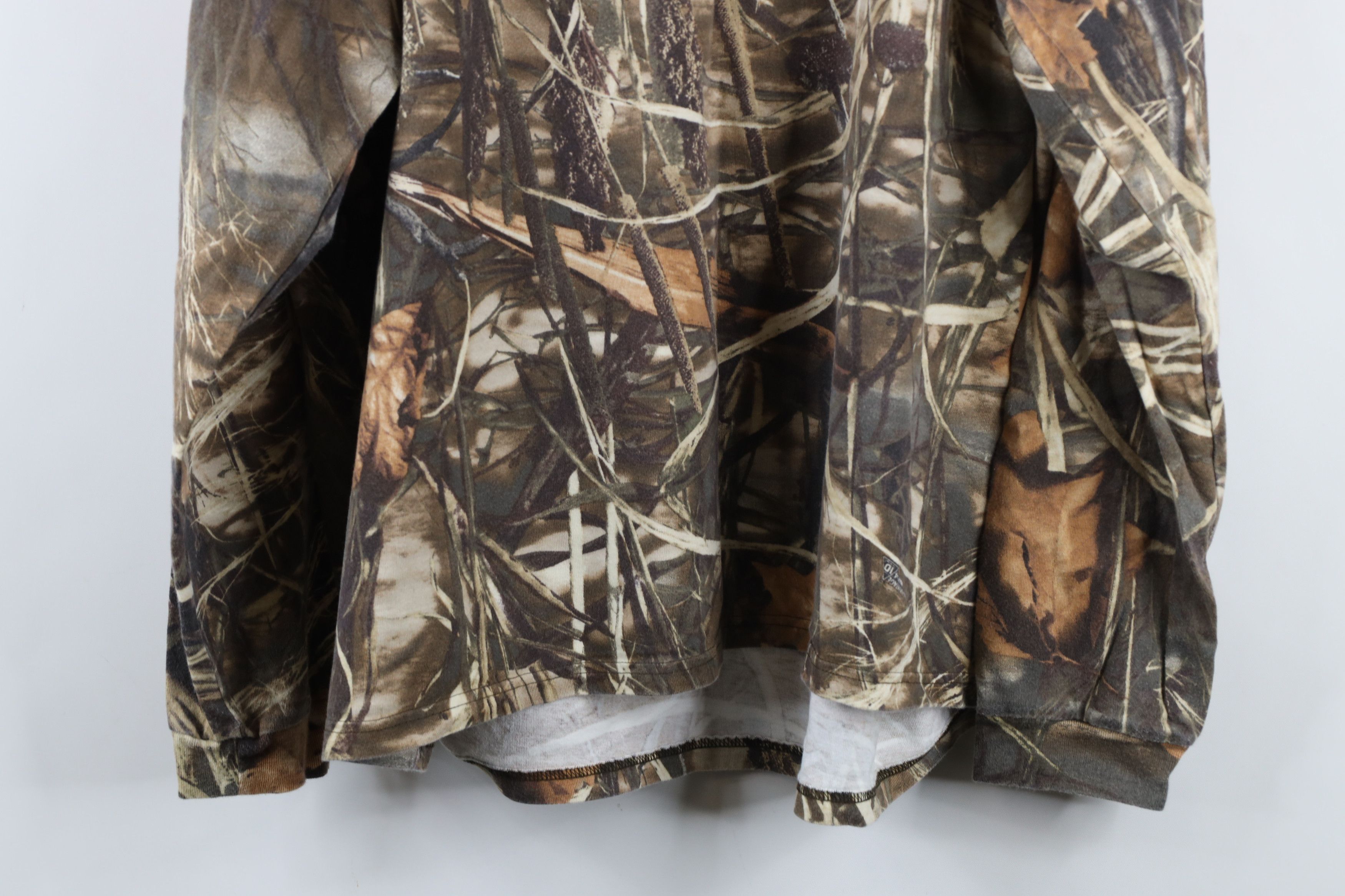 Vintage Vintage Streetwear Camouflage Long Sleeve Henley T-Shirt Size US XXL / EU 58 / 5 - 12 Thumbnail