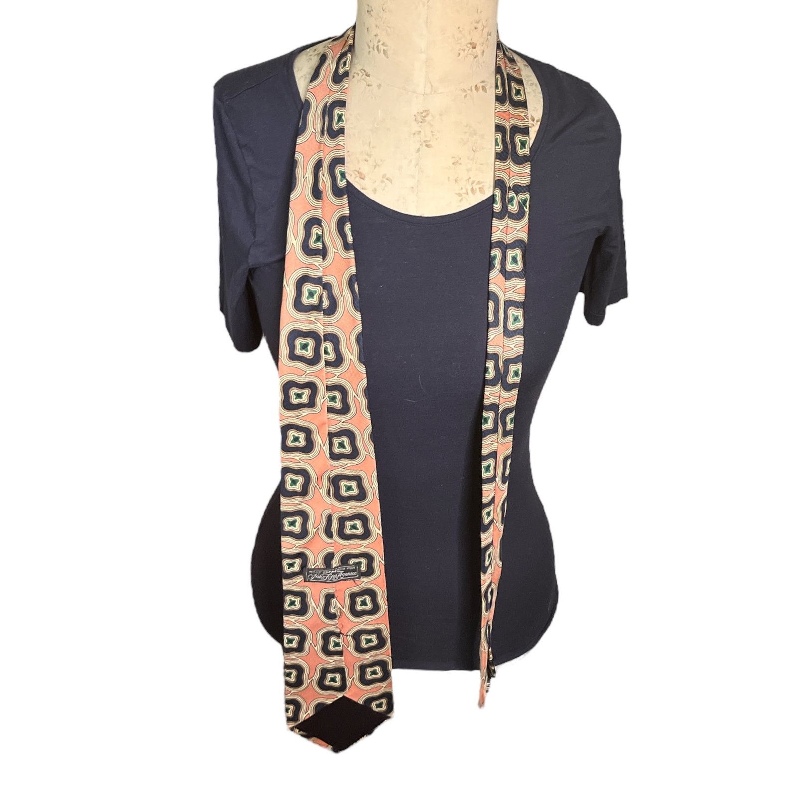 Saks Fifth Avenue Saks Fifth Avenue Vintage Silk peach tie abstract designs Size ONE SIZE - 4 Thumbnail