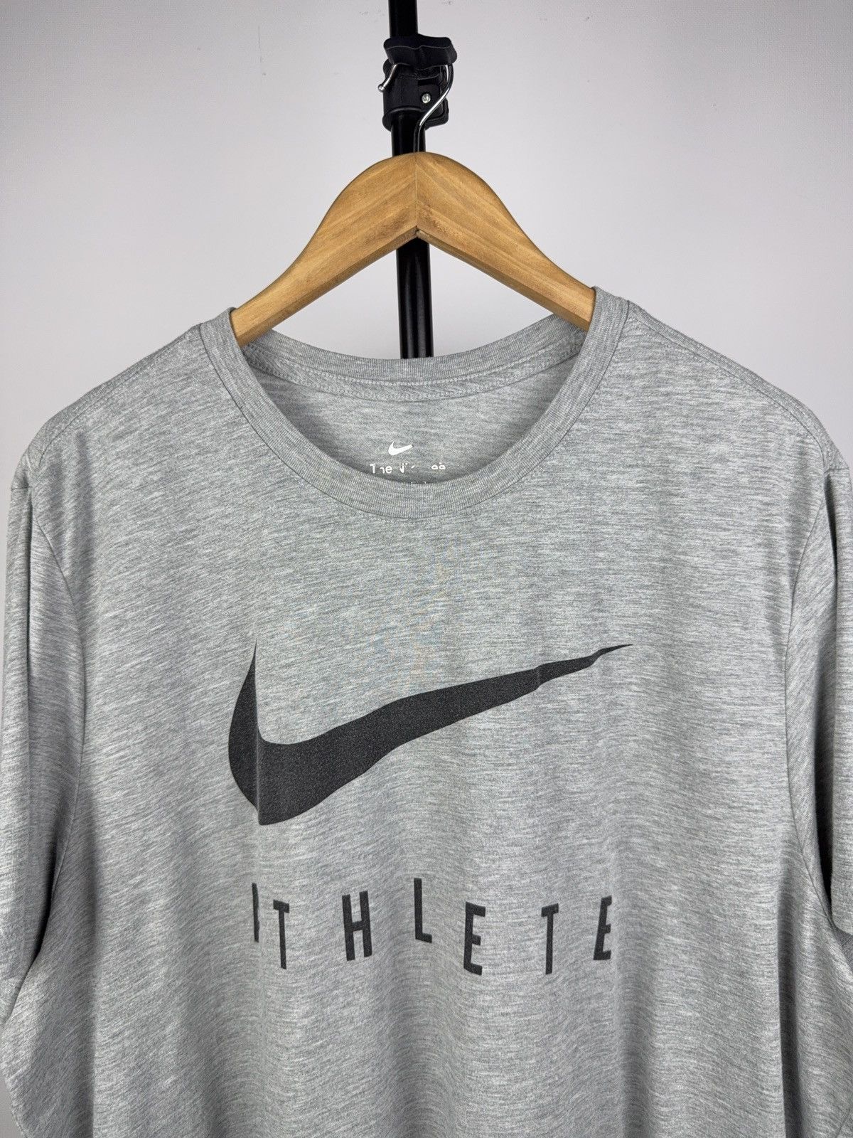 Nike 00s Nike Y2K Dri-FIT Big Logo Athlete Logo Tee Gray 2XL Size US XXL / EU 58 / 5 - 2 Thumbnail