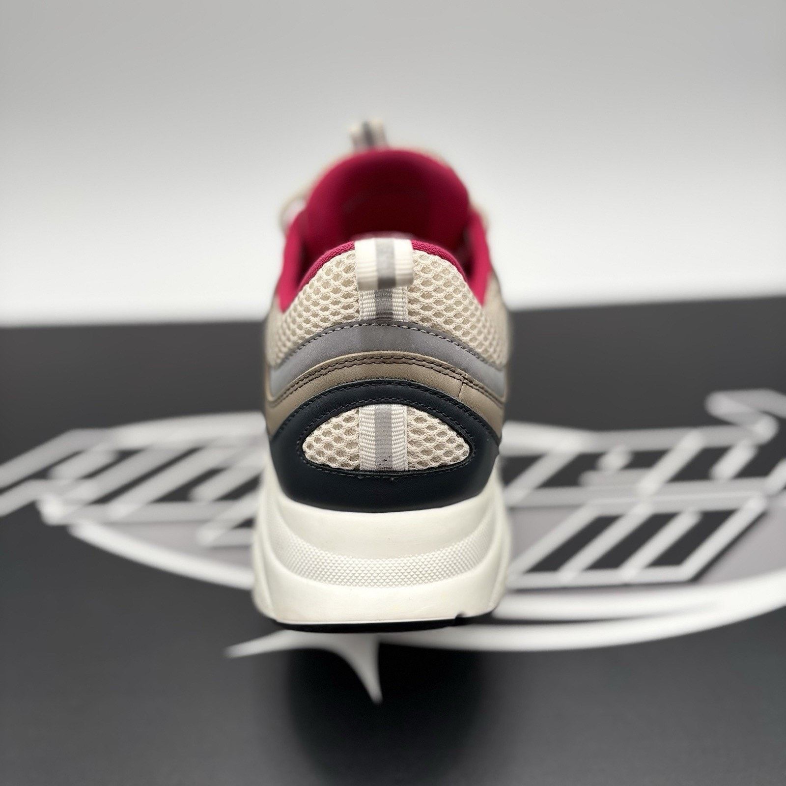 Dior Size 43 (10 US) - Dior B22 ' Beige, Pink ' | GREAT CONDITION Size US 10 / EU 43 - 12 Thumbnail