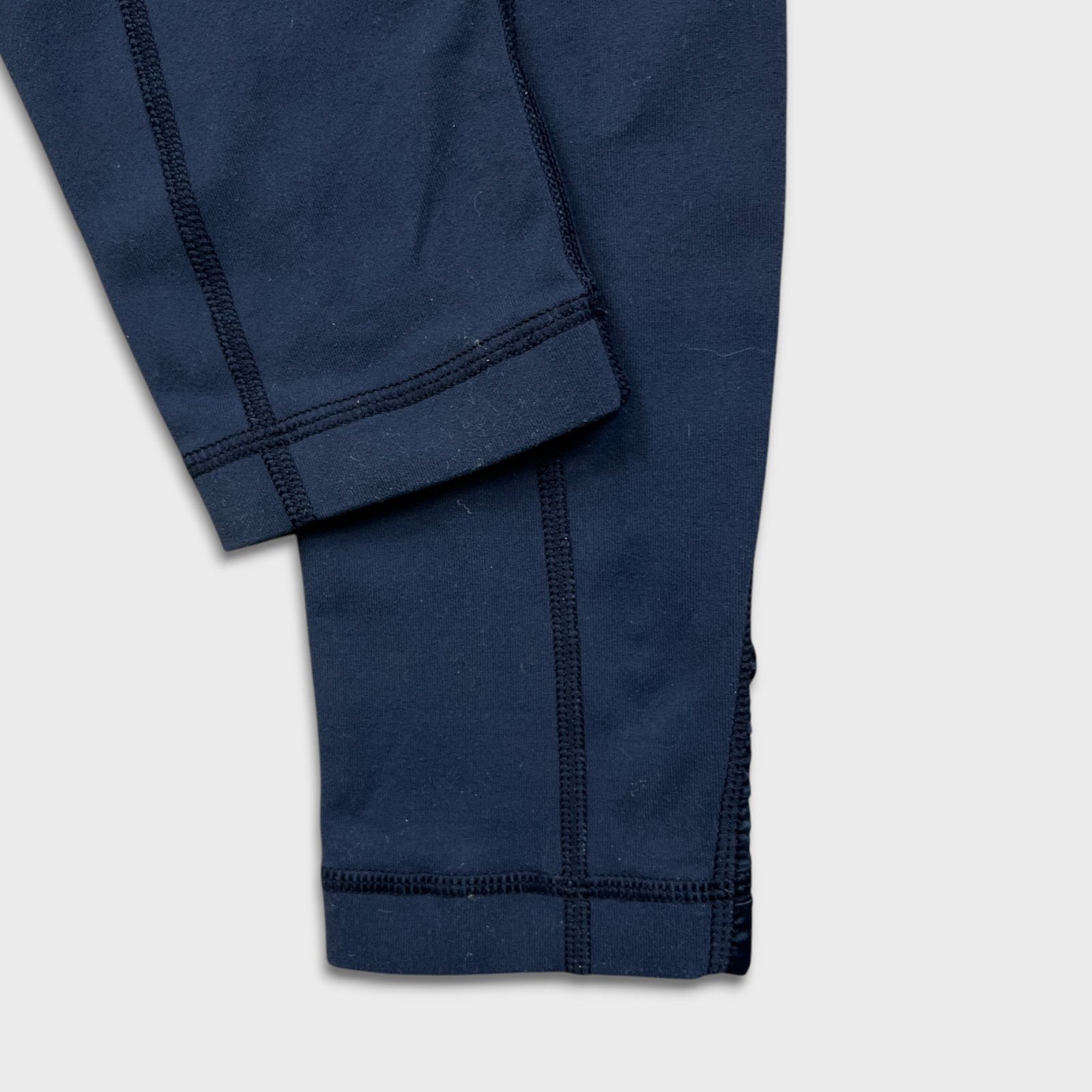 Lululemon Lululemon Practice Daily Pant Mid Rise Yoga Leggings Tight Size 26" / US 2 / IT 38 - 7 Thumbnail