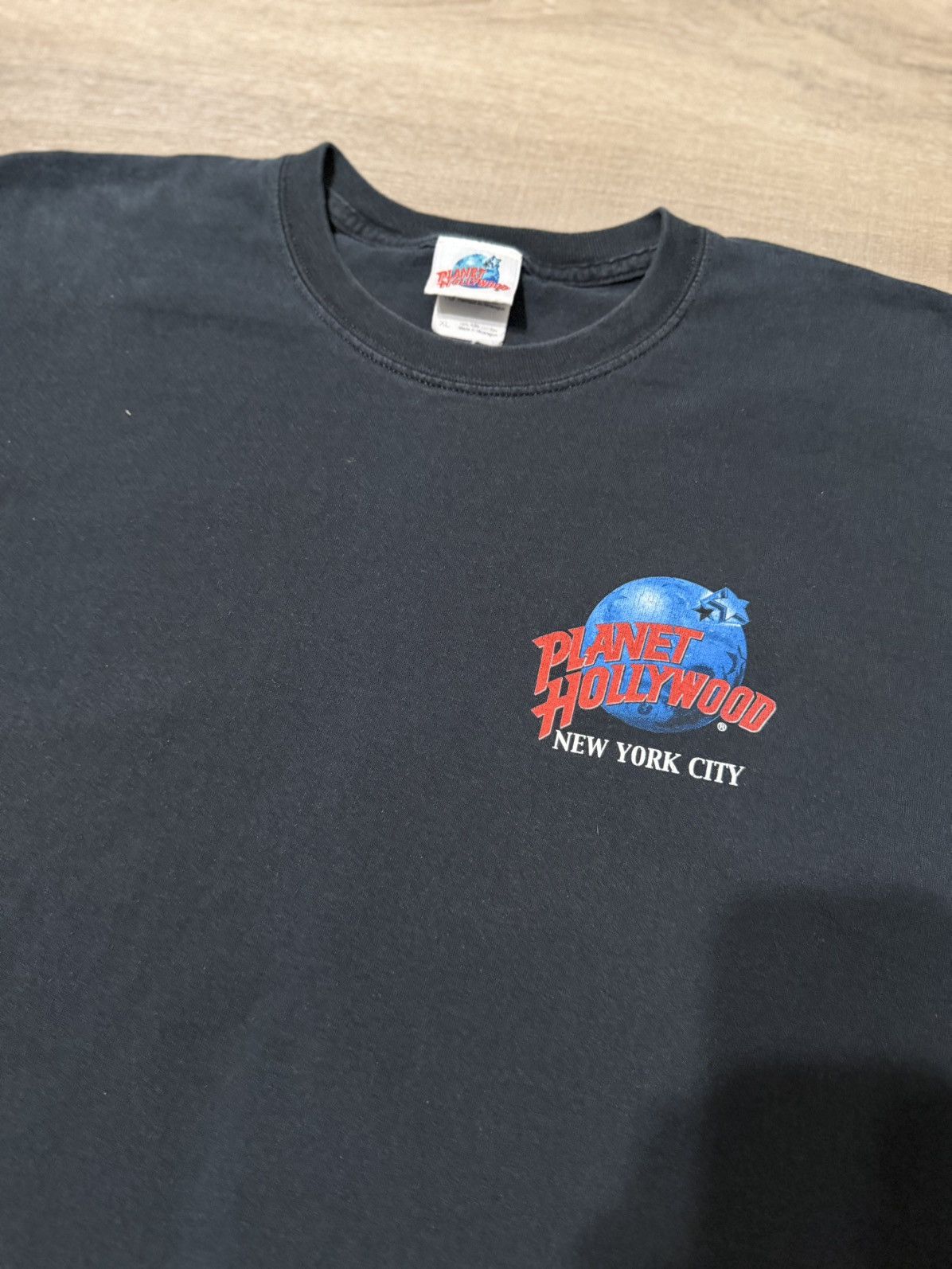 Vintage Vintage Planet Hollywood T-Shirt Size US XL / EU 56 / 4 - 3 Thumbnail