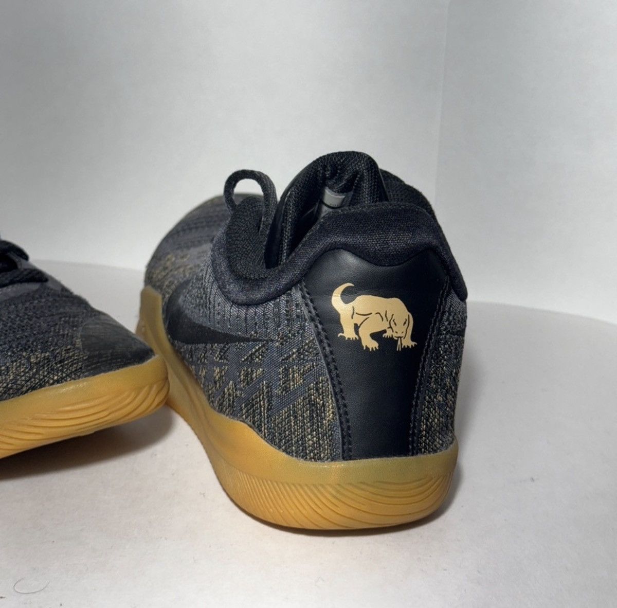 Nike Kobe Black Mamba’s Size US 8.5 / EU 41-42 - 7 Thumbnail