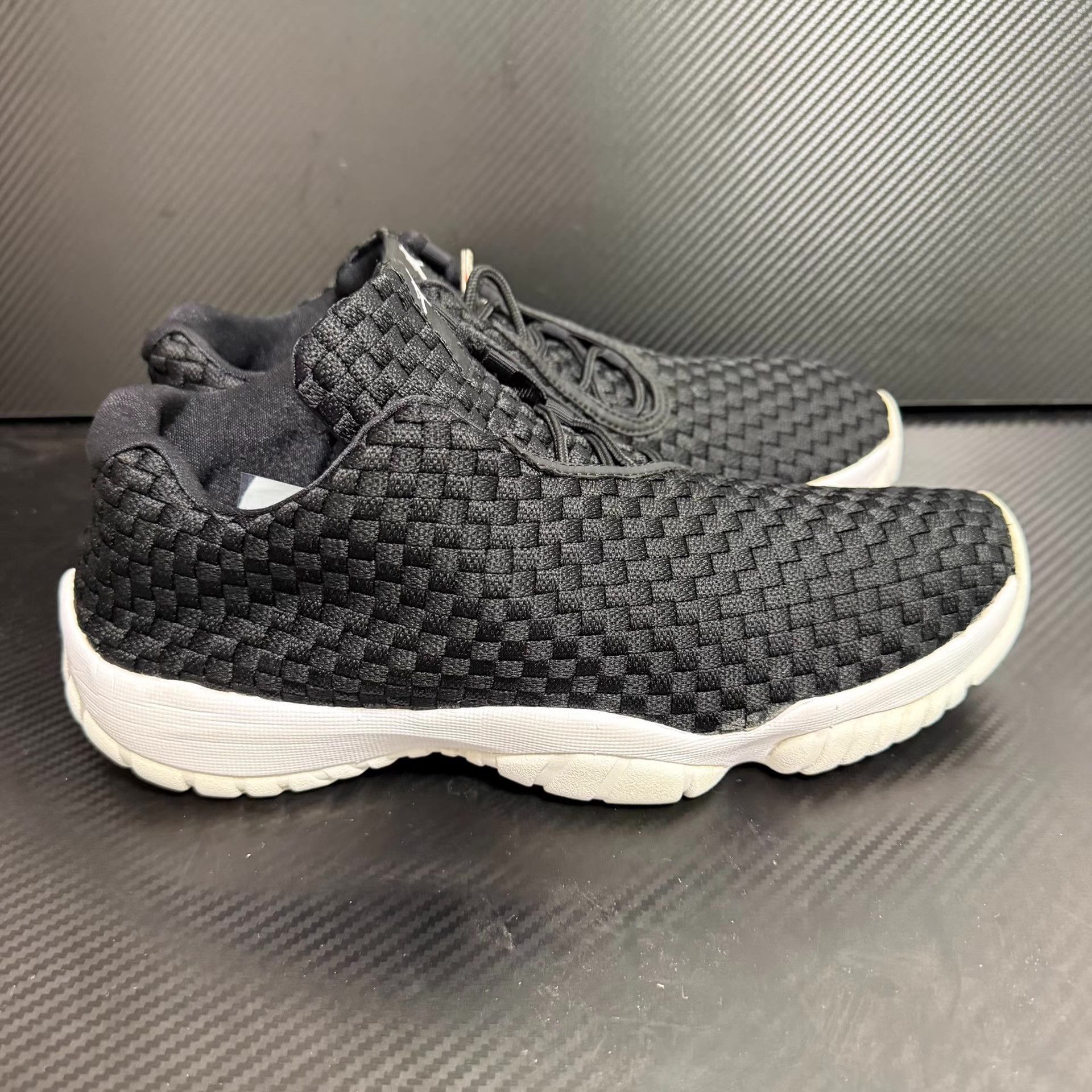 Nike Jordan Future Low Q11 Size US 10 / EU 43 - 4 Thumbnail