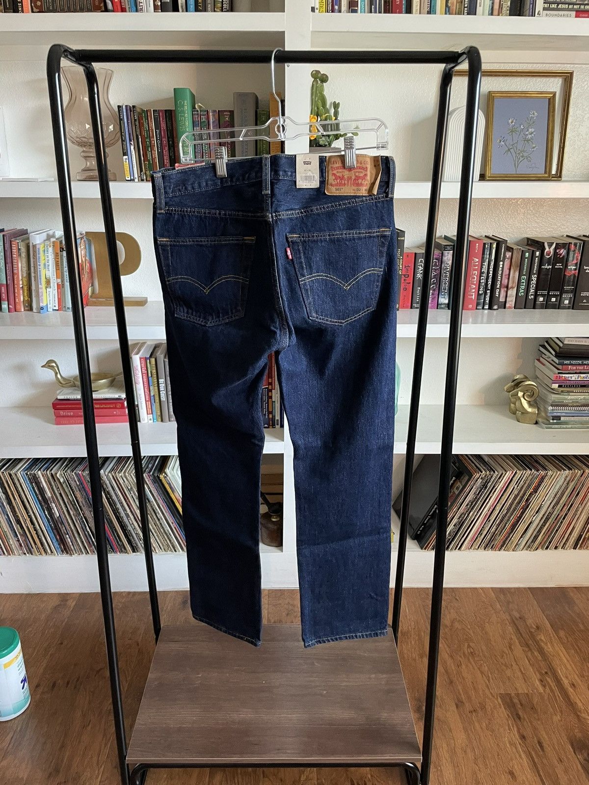 Levi's × Vintage Levi’s 501 original navy wash Size US 32 / EU 48 - 2 Thumbnail