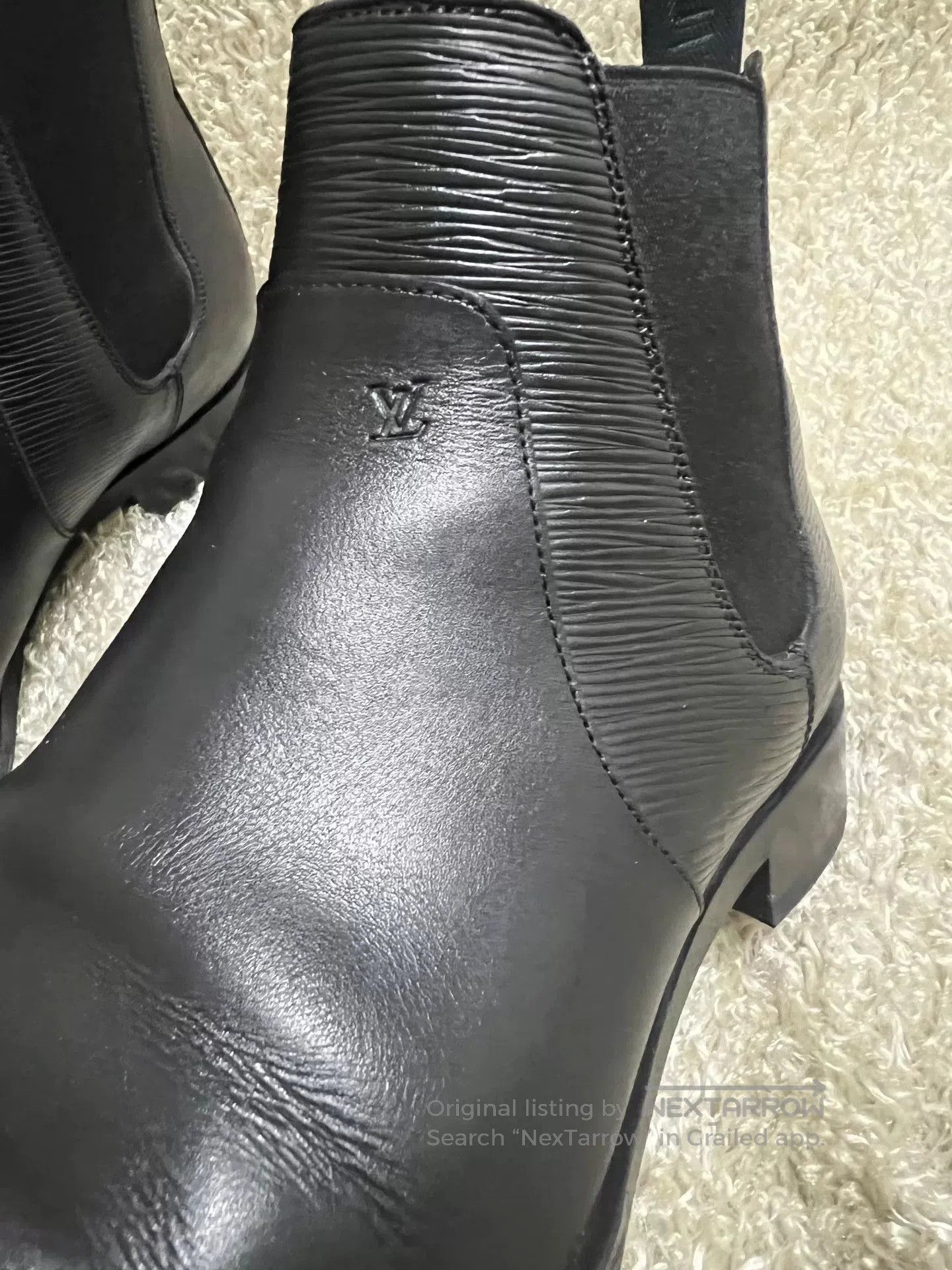 Louis Vuitton Louis Vuitton Men's Leather Chelsea Boots. Size US 5 / EU 37 - 2 Thumbnail