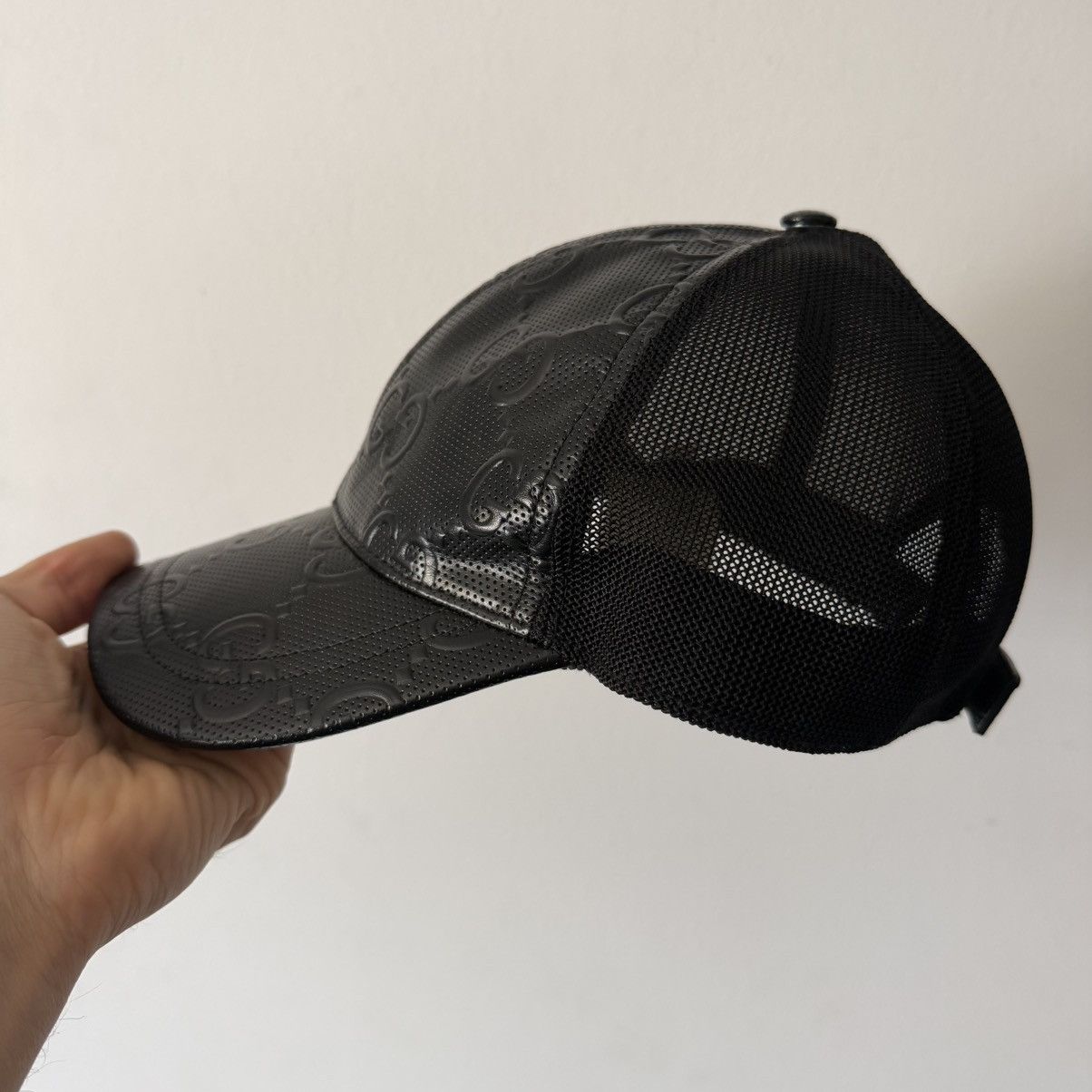 Gucci GUCCI EMBOSSED BLACK LEATHER & MESH BASEBALL CAP Size ONE SIZE - 3 Thumbnail