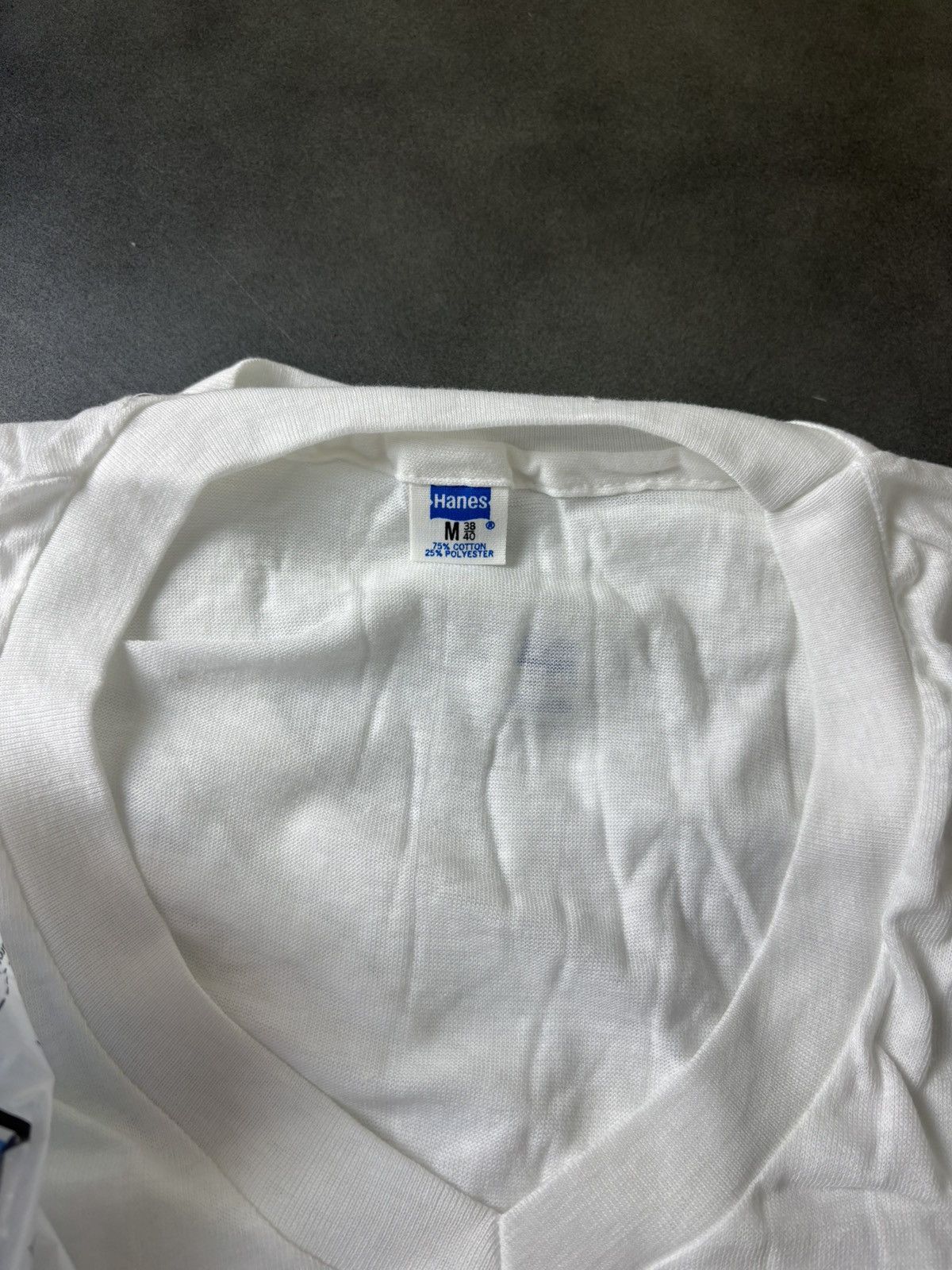 Hanes 1986 Deadstock Vintage Hanes V-Neck Tees Made in USA 3 Pack Size US M / EU 48-50 / 2 - 3 Thumbnail