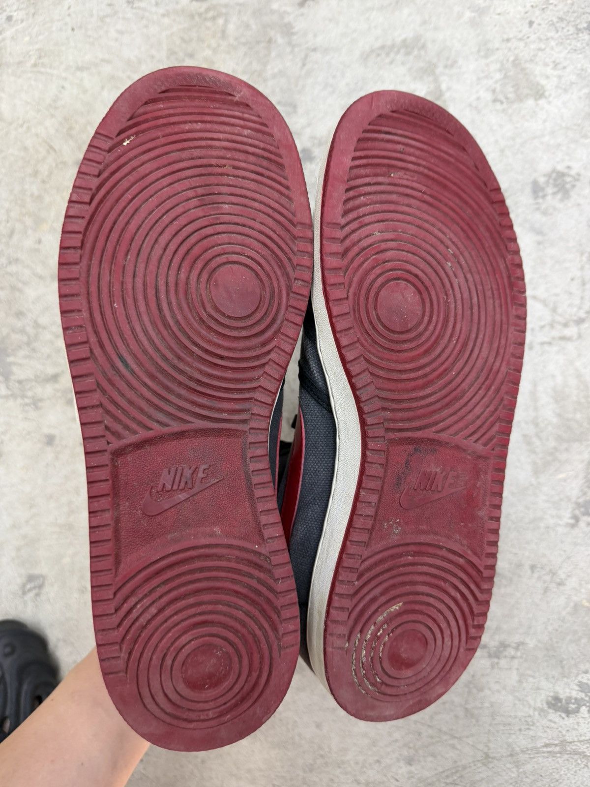 Jordan Brand PROMO SAMPLE Nike Air Jordan 1 KO Bred Size US 10 / EU 43 - 4 Thumbnail