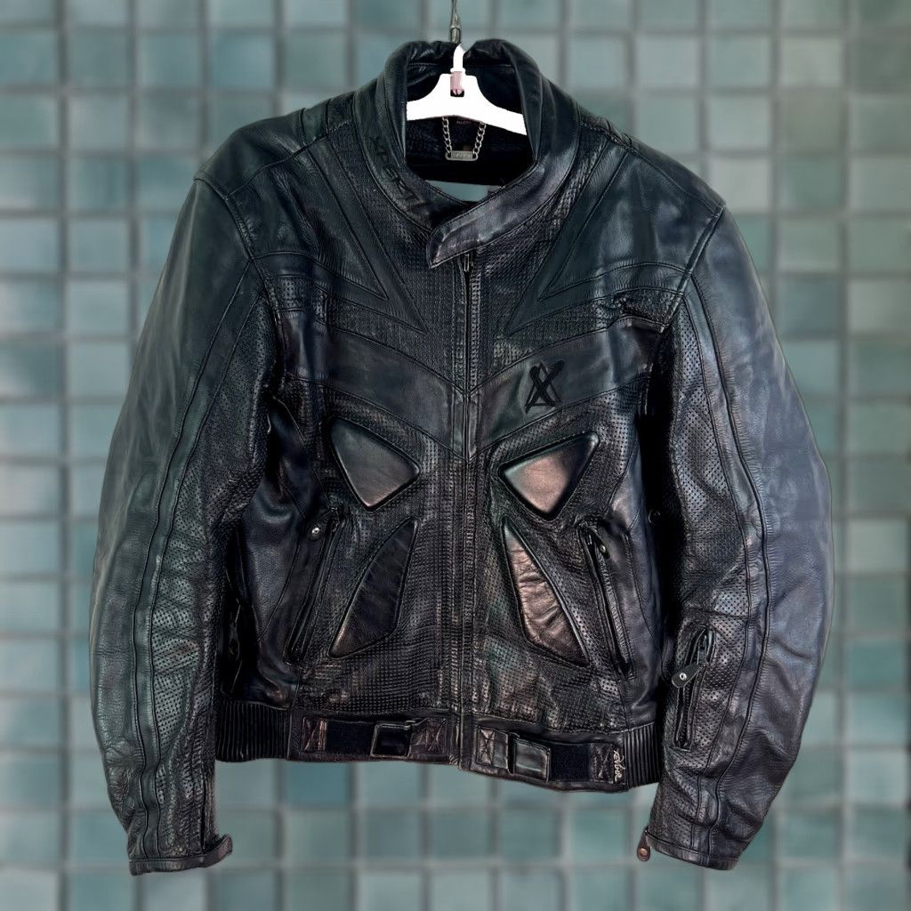 Vintage VINTAGE Xpert Motorcycle Jacket Black Leather Padded 42 Men Sportswear Normal Fit Mid-Length Band Collar Jacket/Moto Size US XS / EU 42 / 0 - 1 Thumbnail