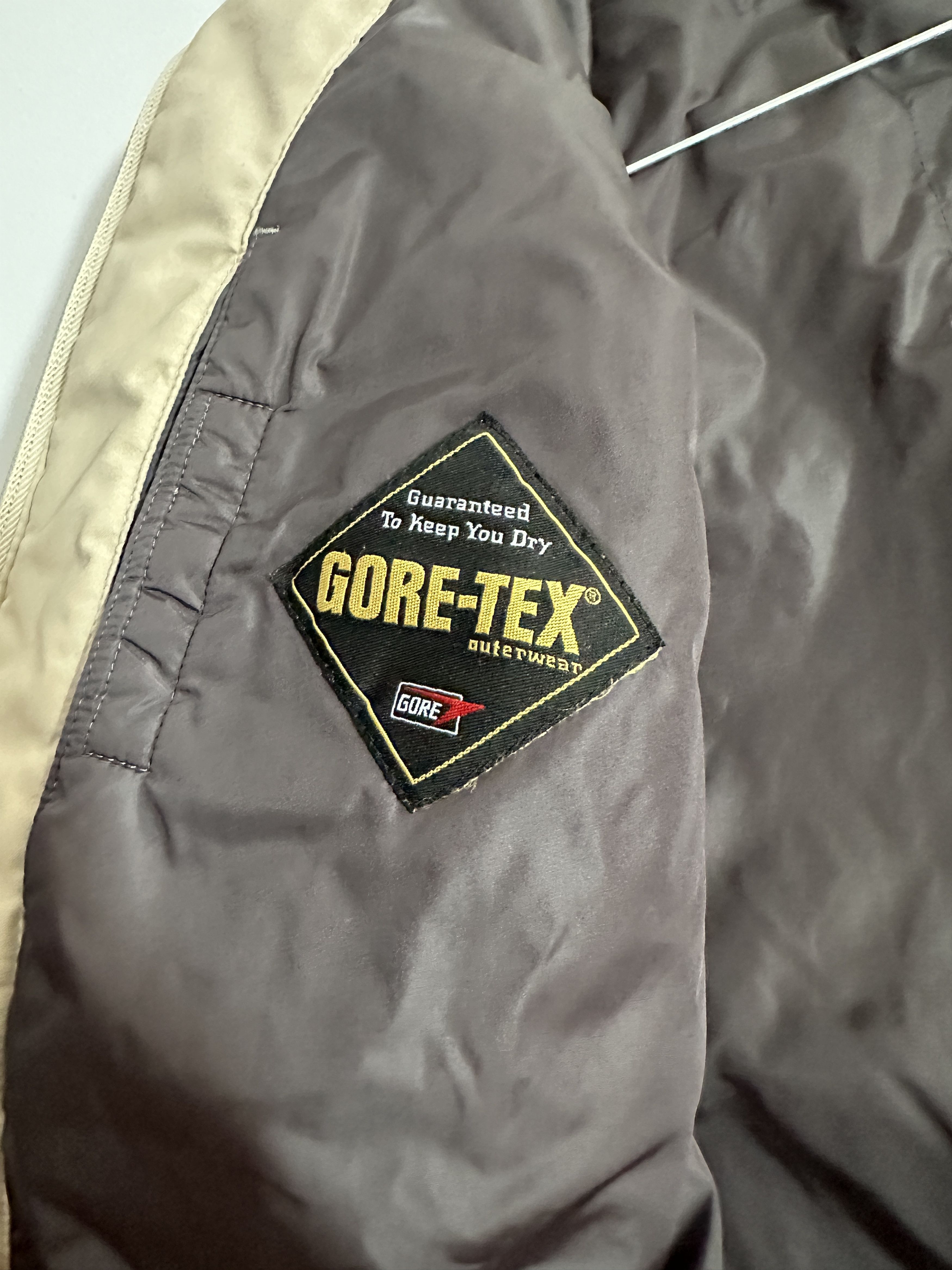 Prada Prada Goretex Weatherproof Bomber Light Jacket Size M Size M / US 6-8 / IT 42-44 - 19 Thumbnail