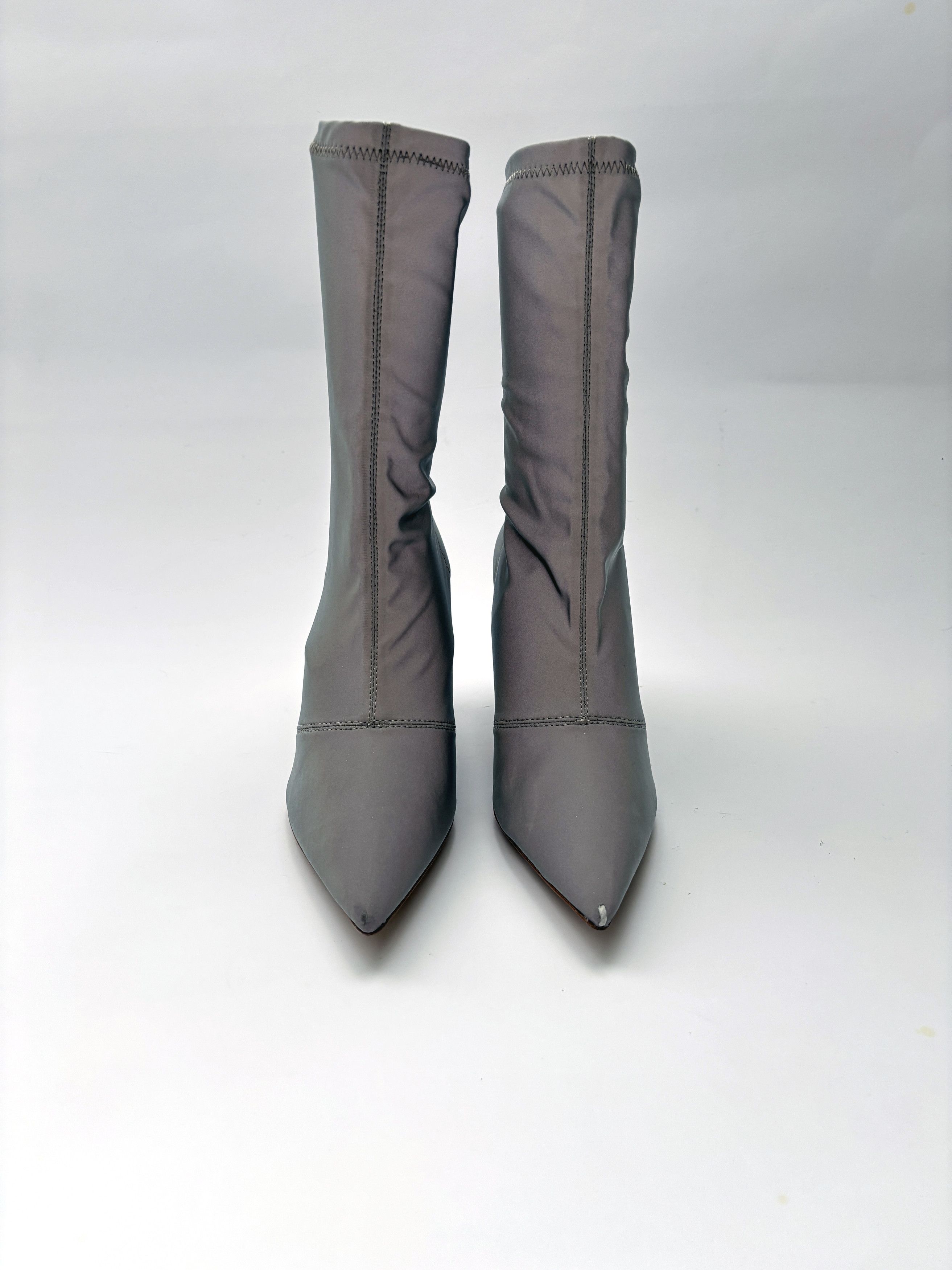 Yeezy ⚡️QUICK SALE⚡️Yeezy Season 7 Grey Ankle Sock Boots Size US 4 / IT 34 - 2 Thumbnail