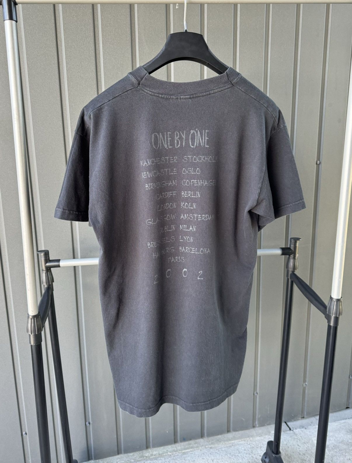 Band Tees × Vintage Vintage 2002 Foo Fighters One By One Tour T Shirt Size US L / EU 52-54 / 3 - 2 Thumbnail