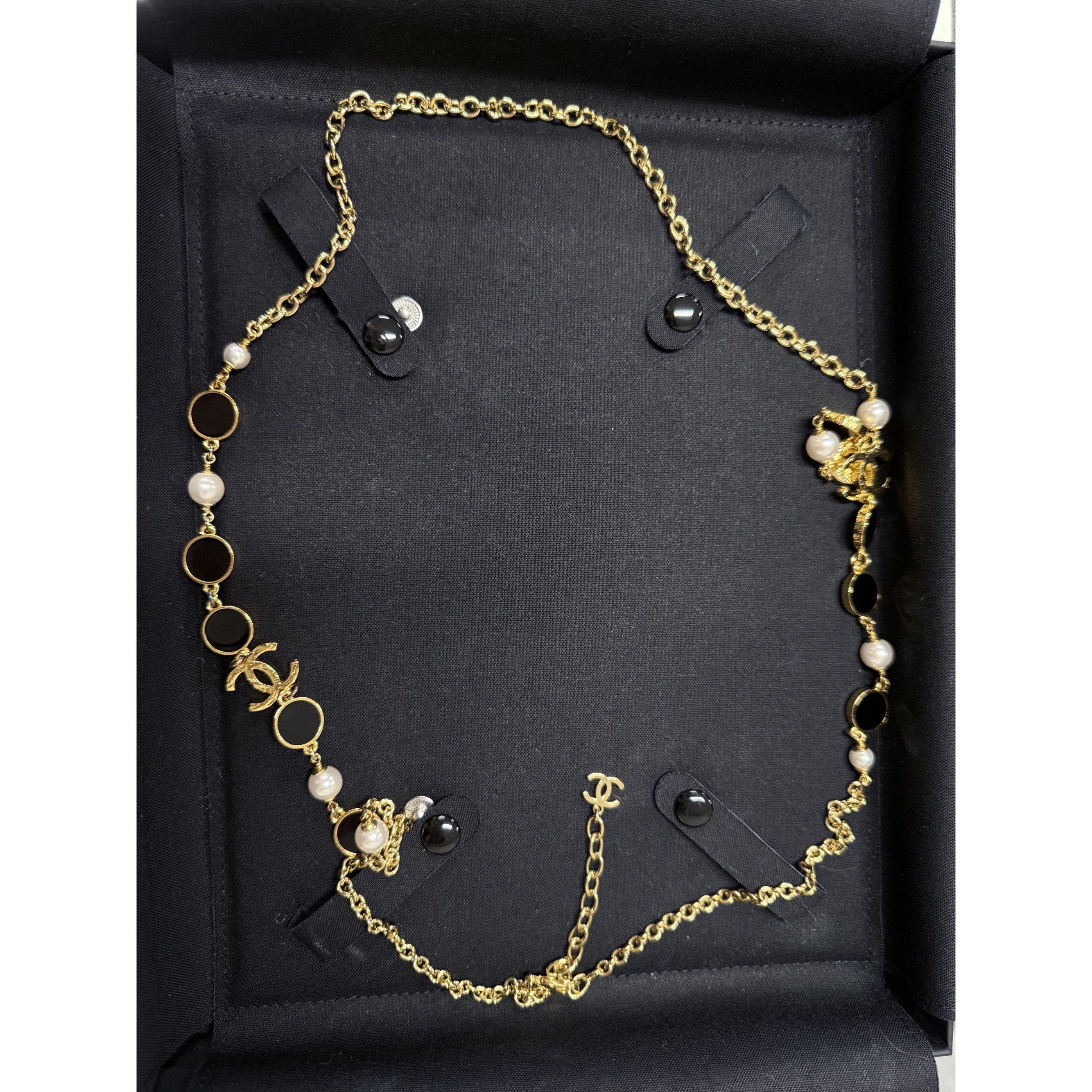 Chanel Chanel Gold-Tone Chain Necklace With Pearls & Black Accents Size ONE SIZE - 1 Thumbnail