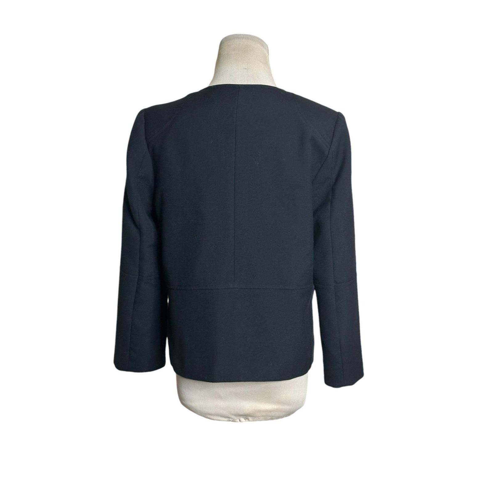 H&M H&M black blue gold buttons long sleeves blazer size 8 Size M / US 6-8 / IT 42-44 - 9 Thumbnail