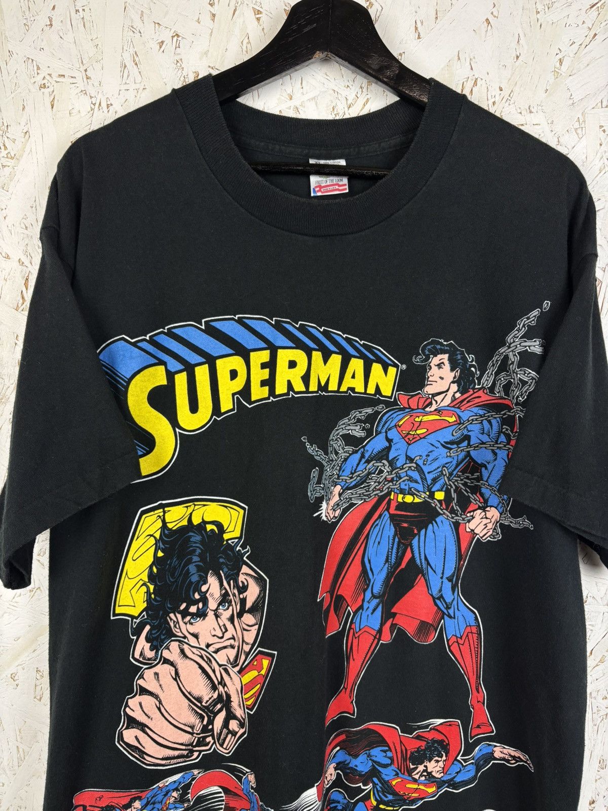 Vintage 90s Superman 1994 All Over Print AOP T-Shirt DC Comics XL Size US XL / EU 56 / 4 - 2 Thumbnail