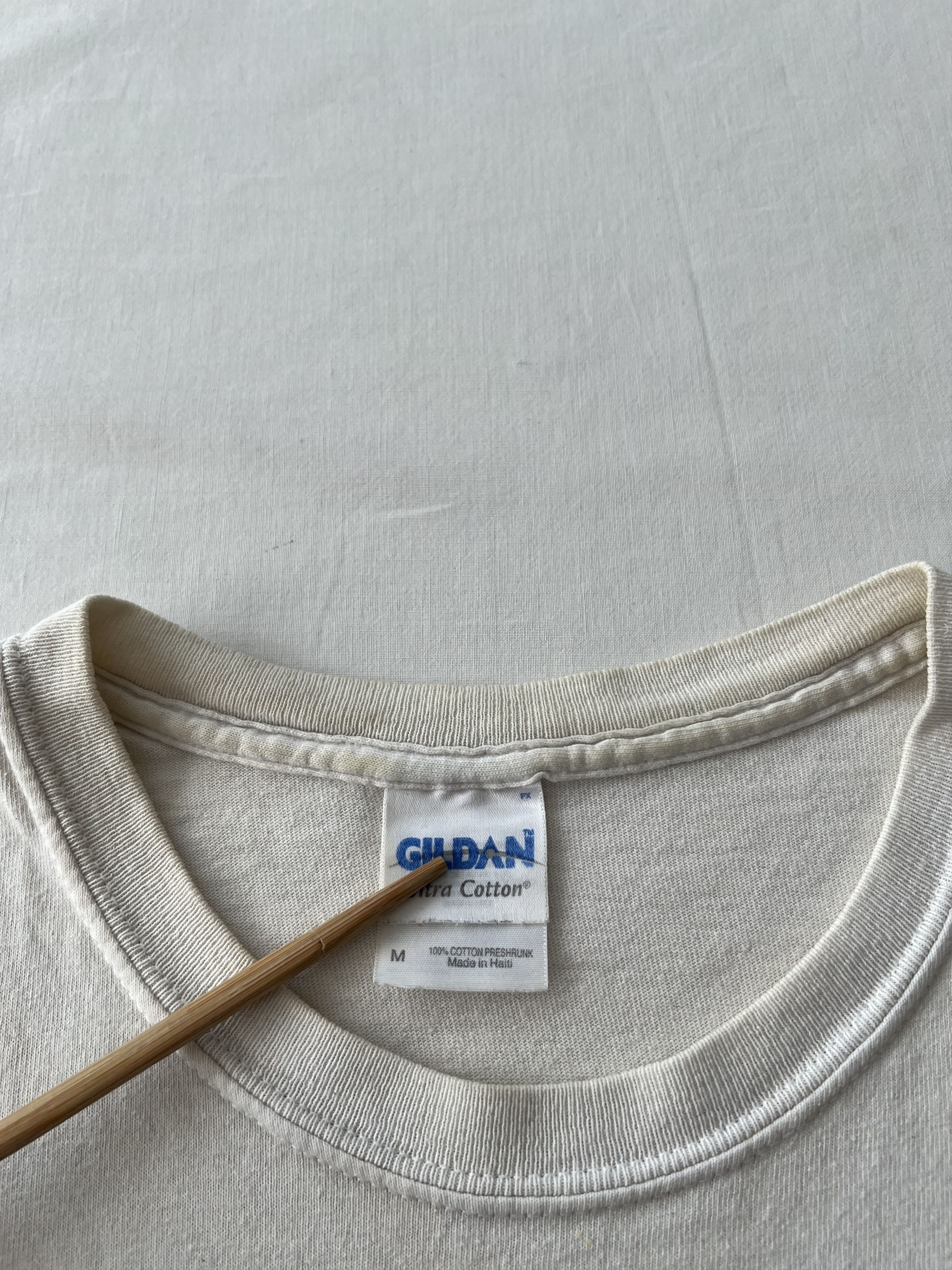 Band Tees Vintage 2000s Oasis Britpop White T-shirt Size US M / EU 48-50 / 2 - 12 Thumbnail